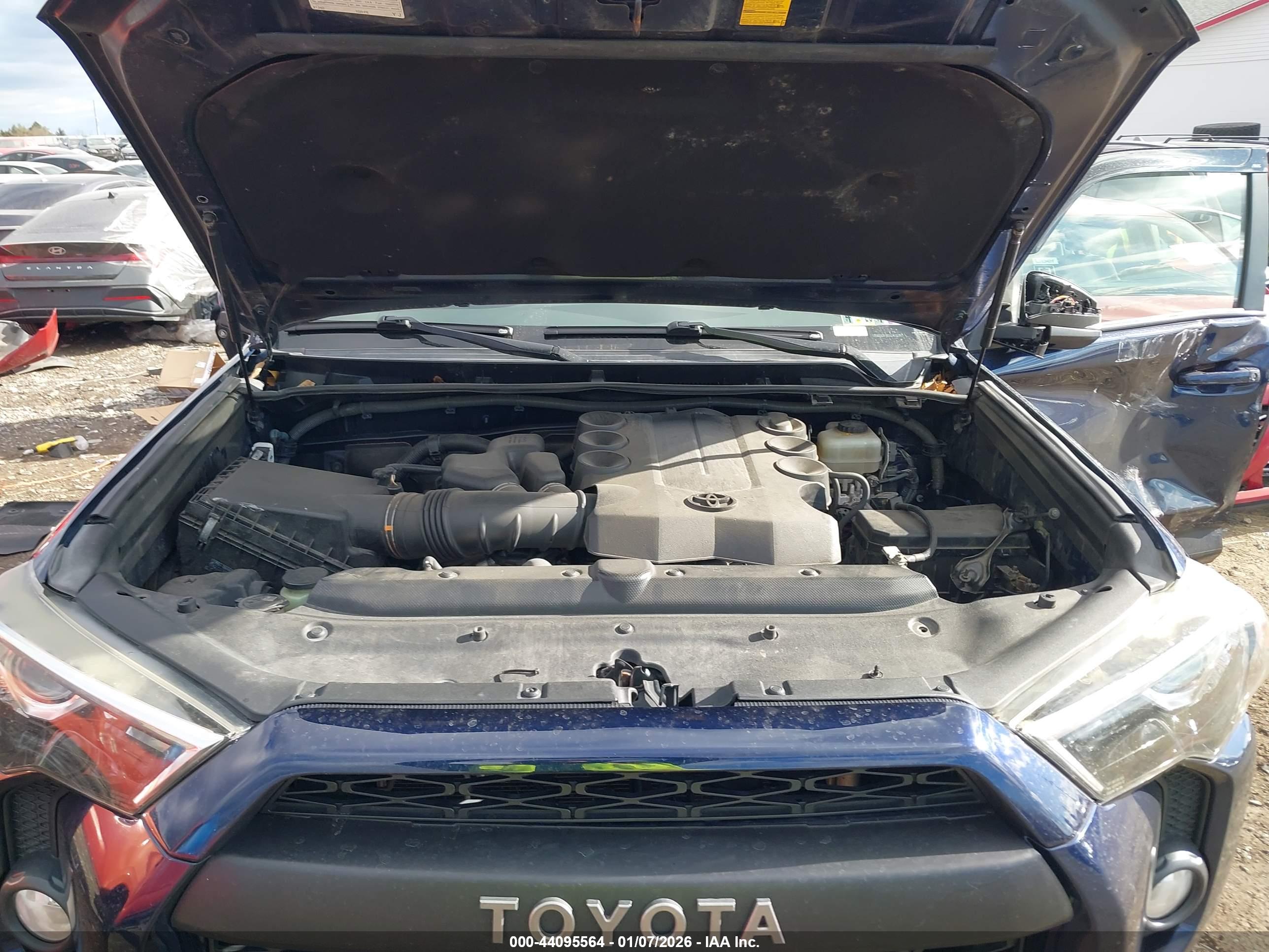 TOYOTA 4RUNNER image 10