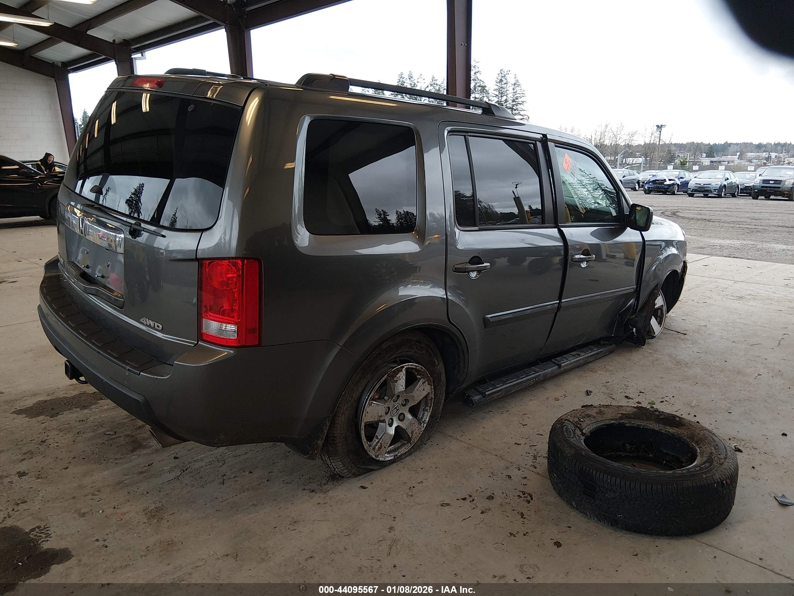 HONDA PILOT image 4