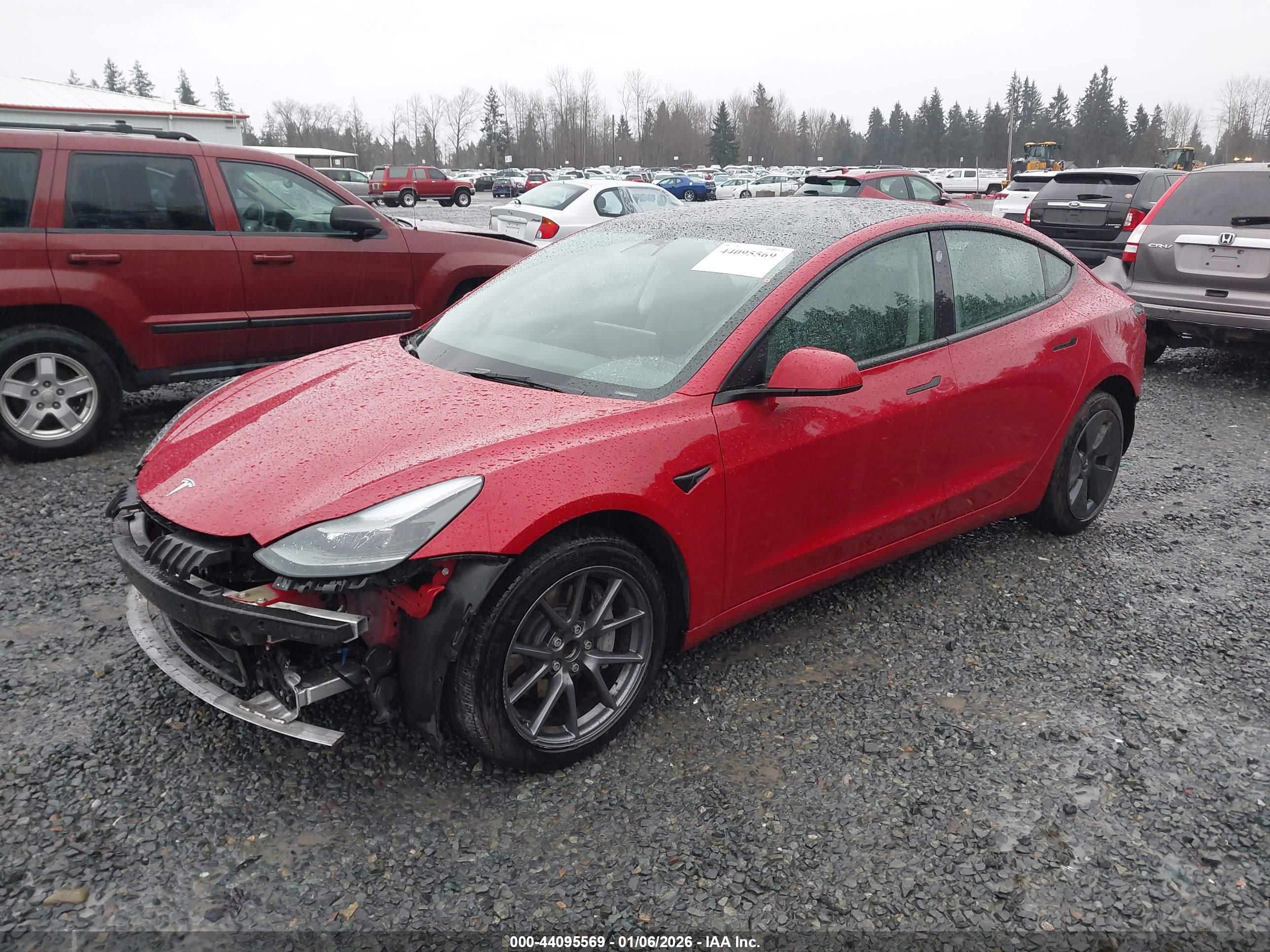 TESLA MODEL image 2