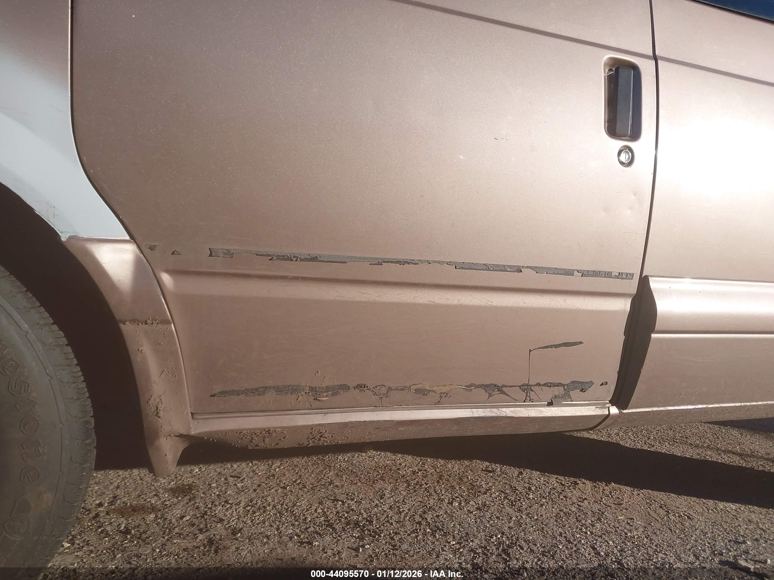 CHEVROLET ASTRO image 6