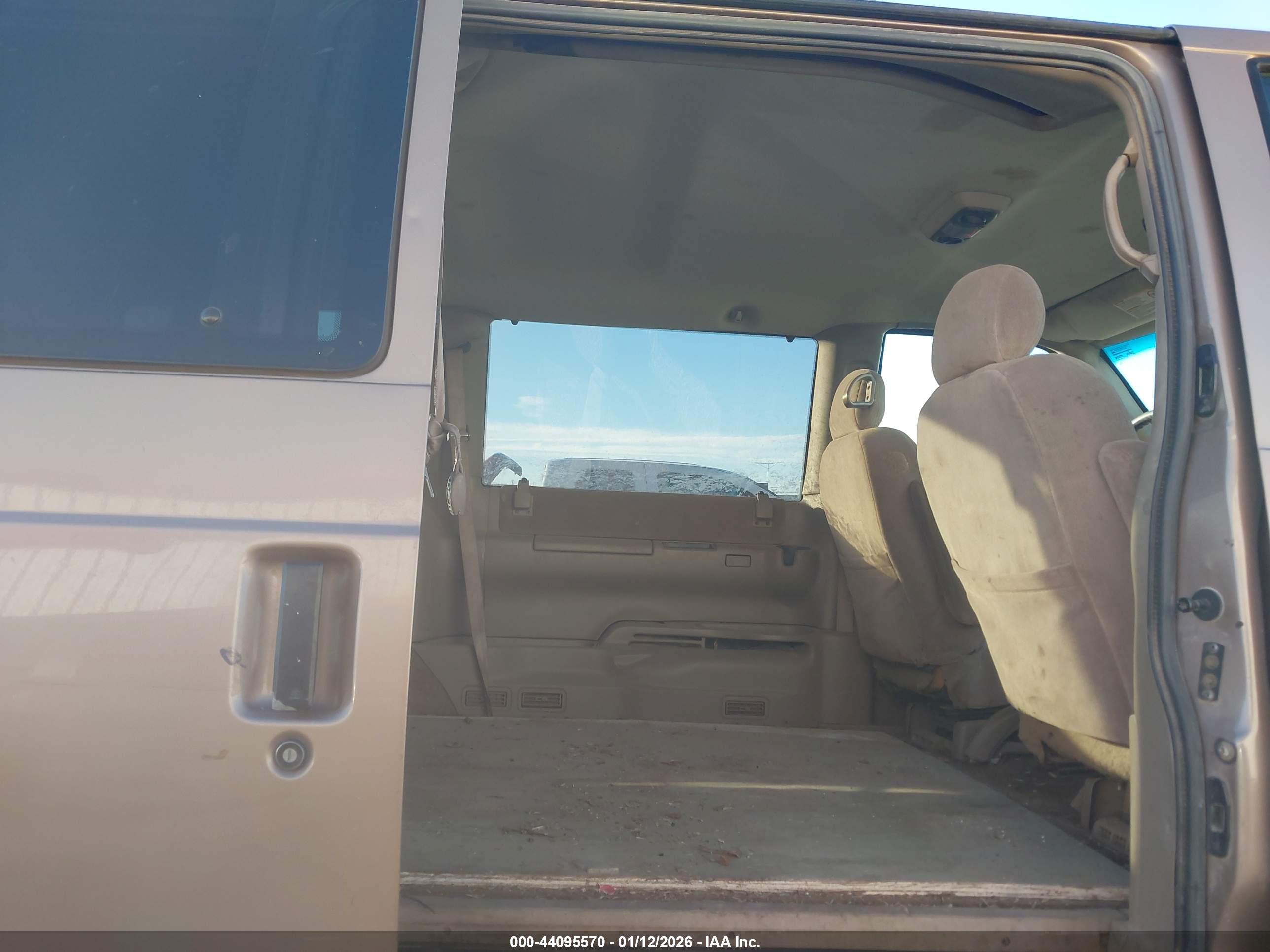 CHEVROLET ASTRO image 8