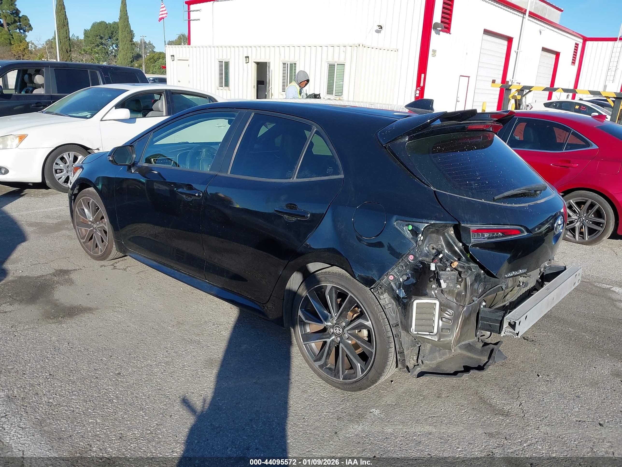 TOYOTA COROLLA image 3