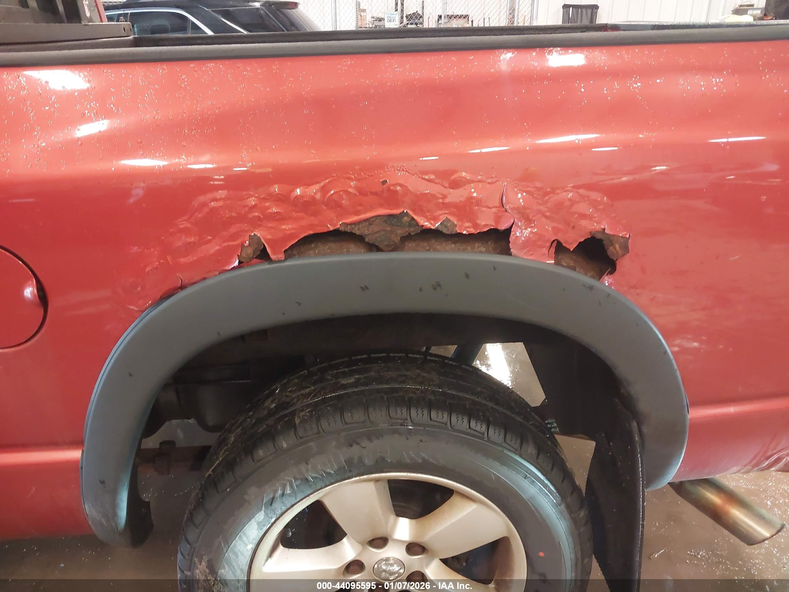 DODGE RAM image 6
