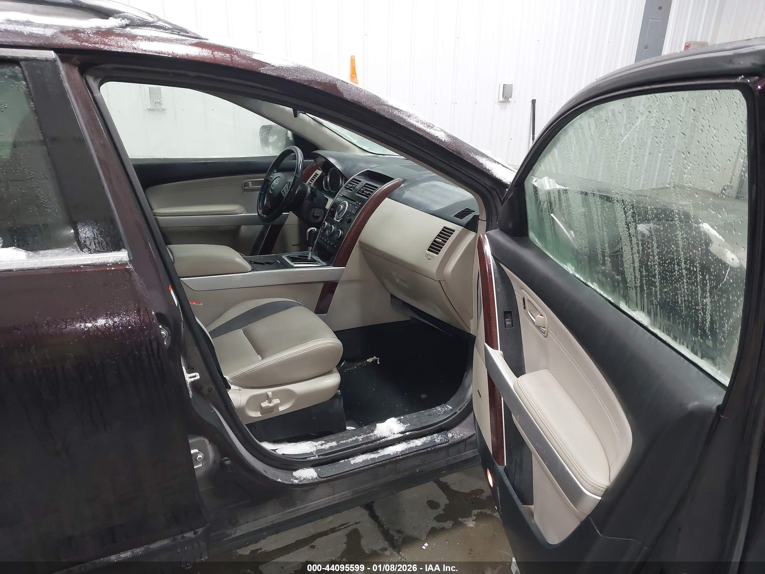 MAZDA CX-9 image 5