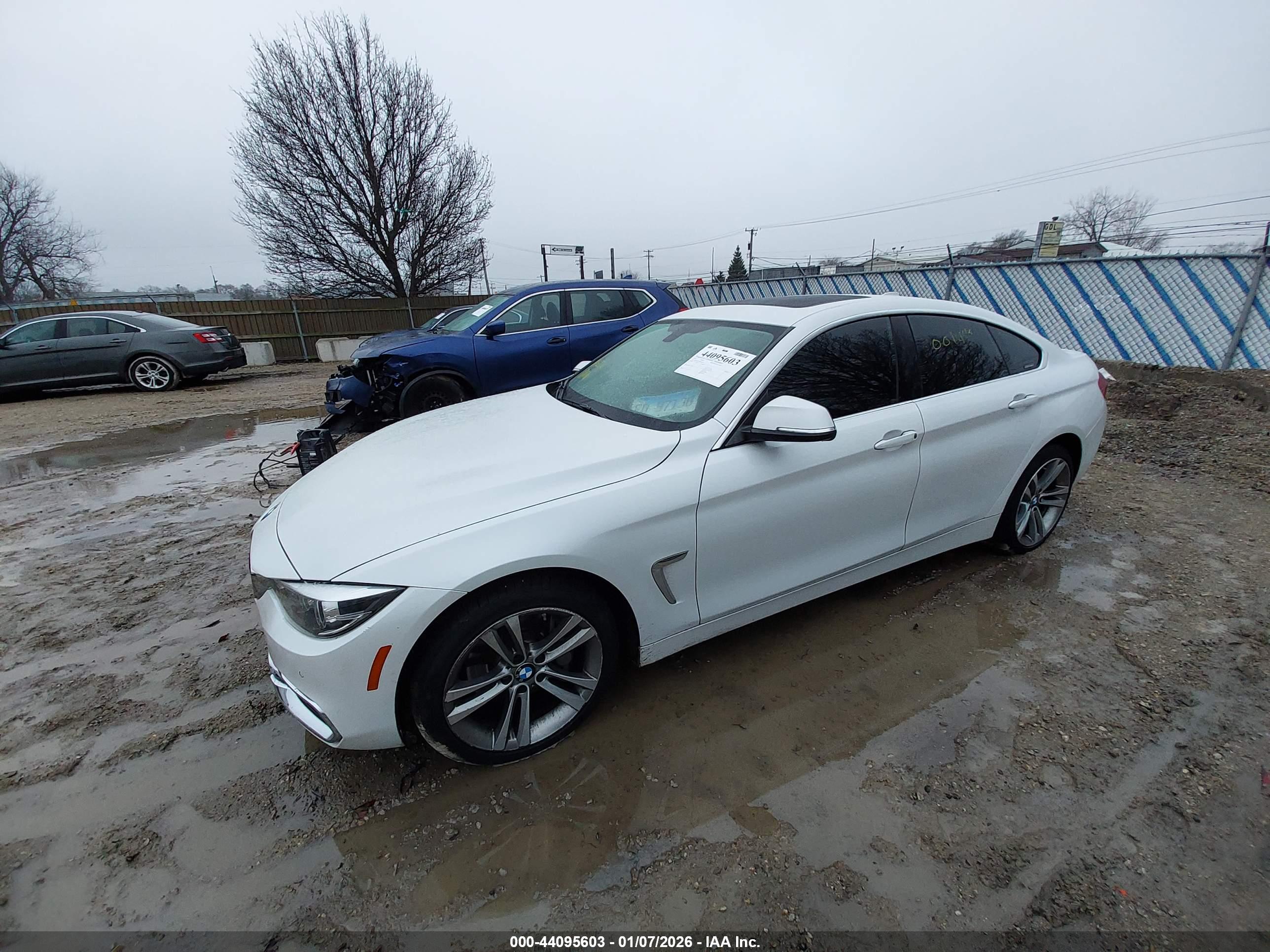 BMW 440I image 2