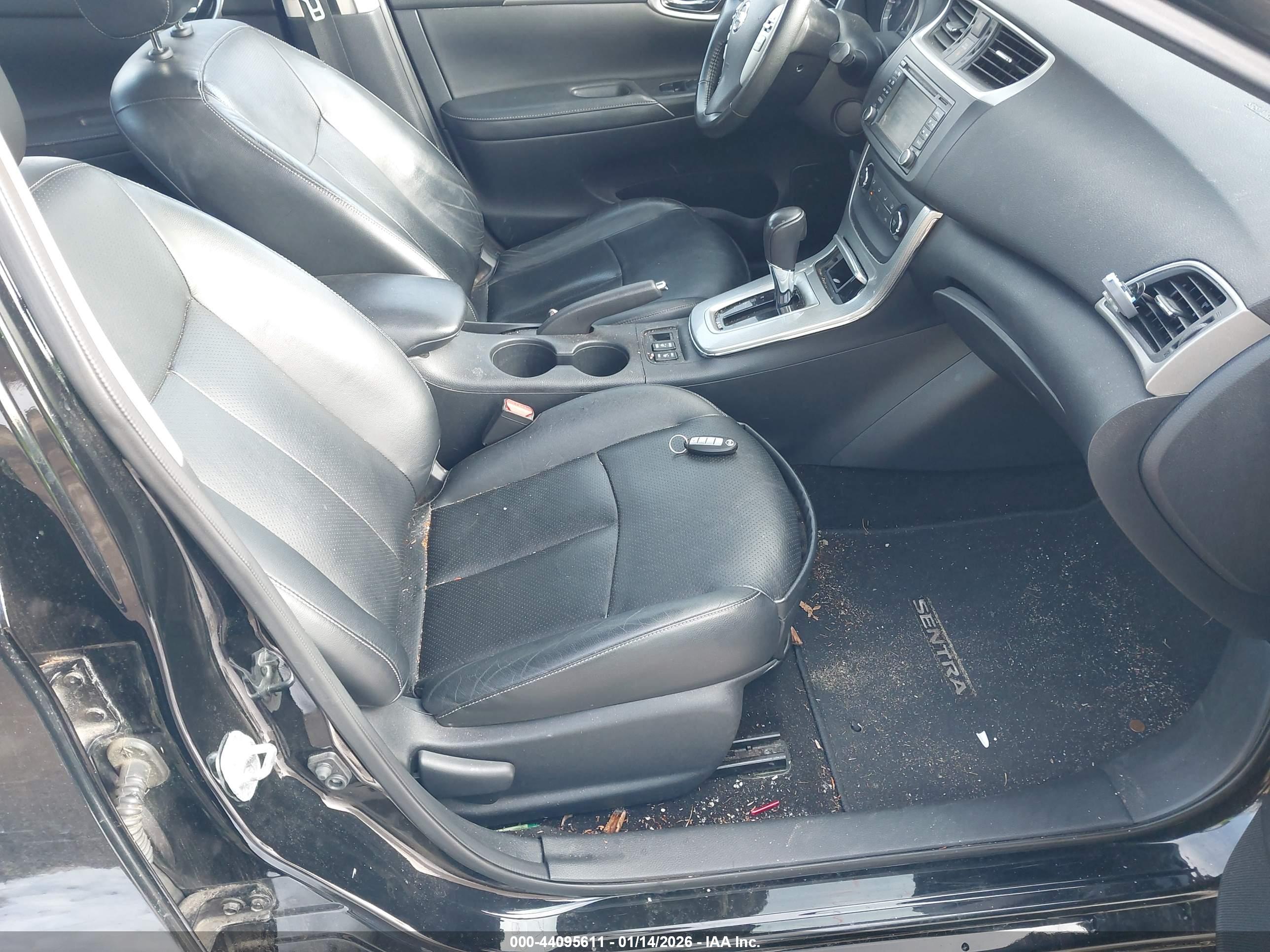 NISSAN SENTRA image 5