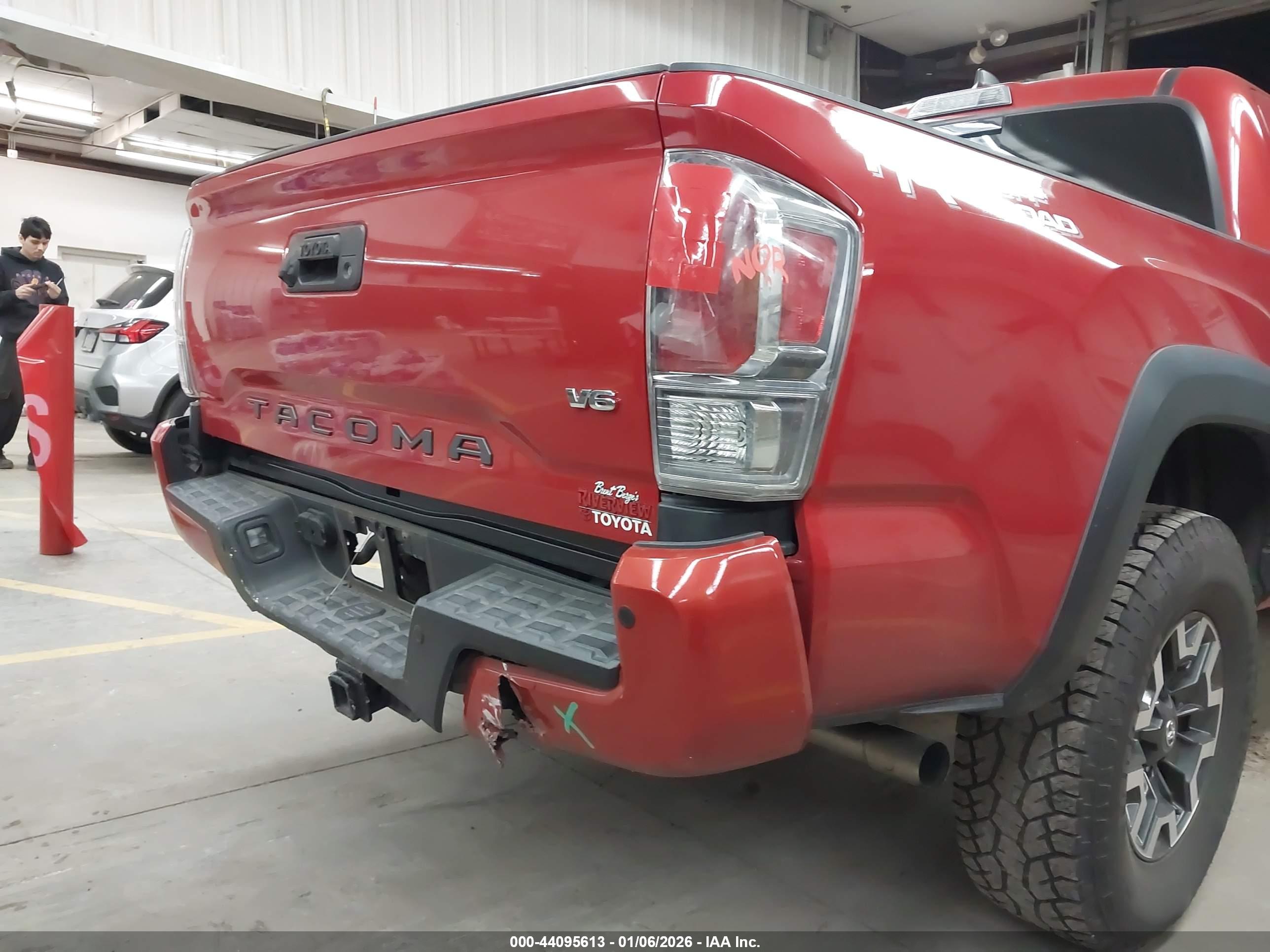 TOYOTA TACOMA image 6