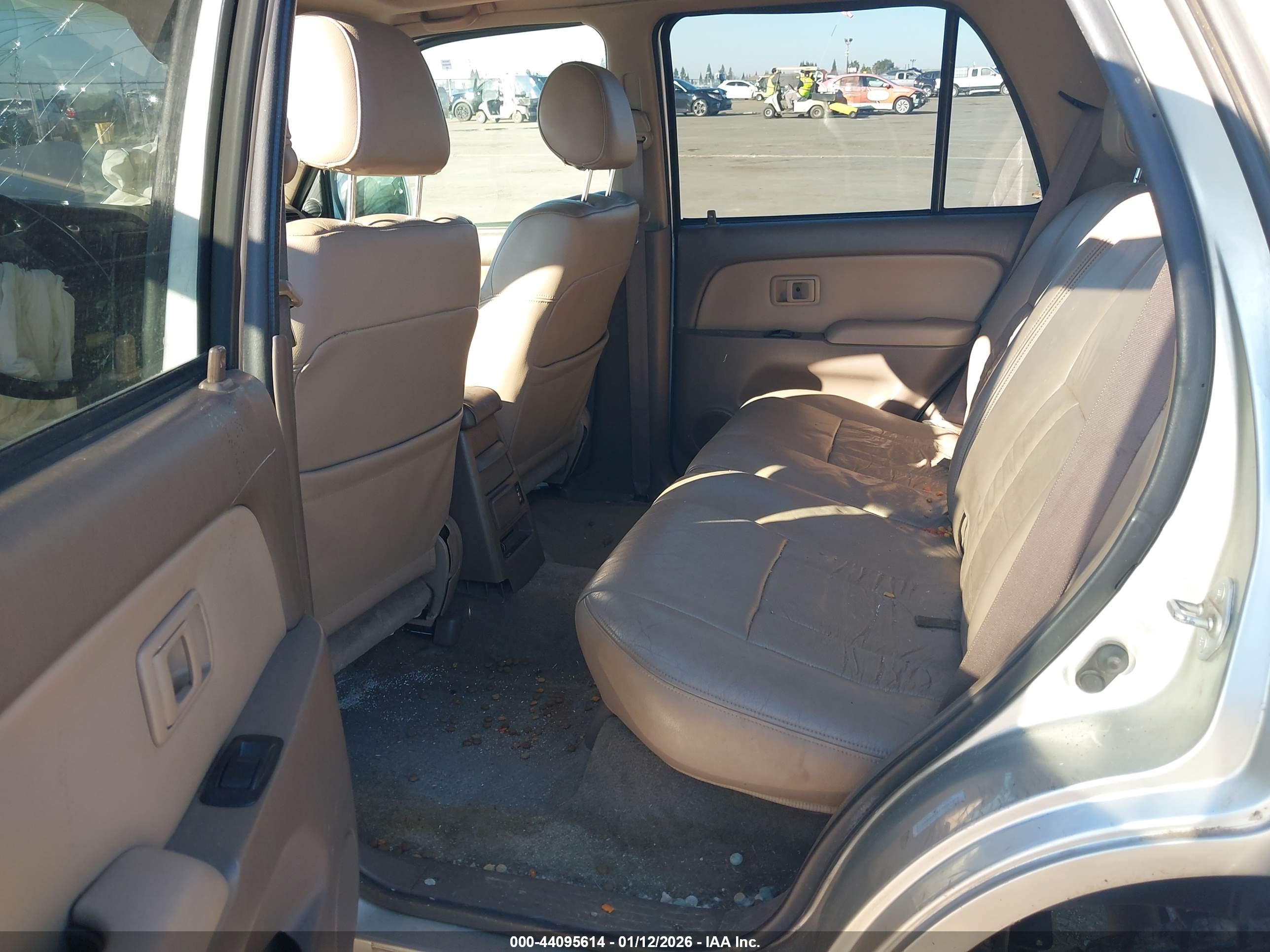TOYOTA 4RUNNER image 8