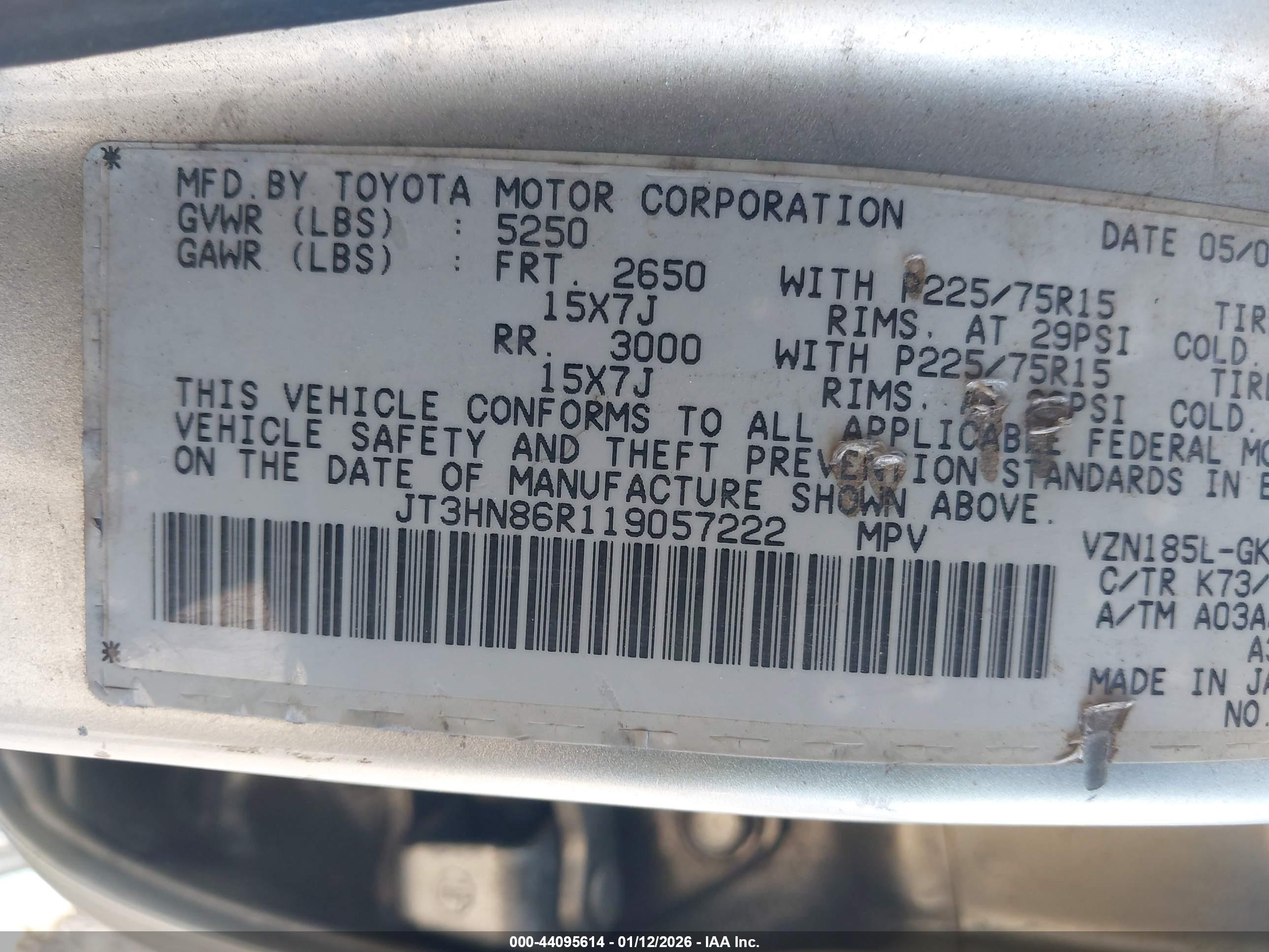 TOYOTA 4RUNNER image 9