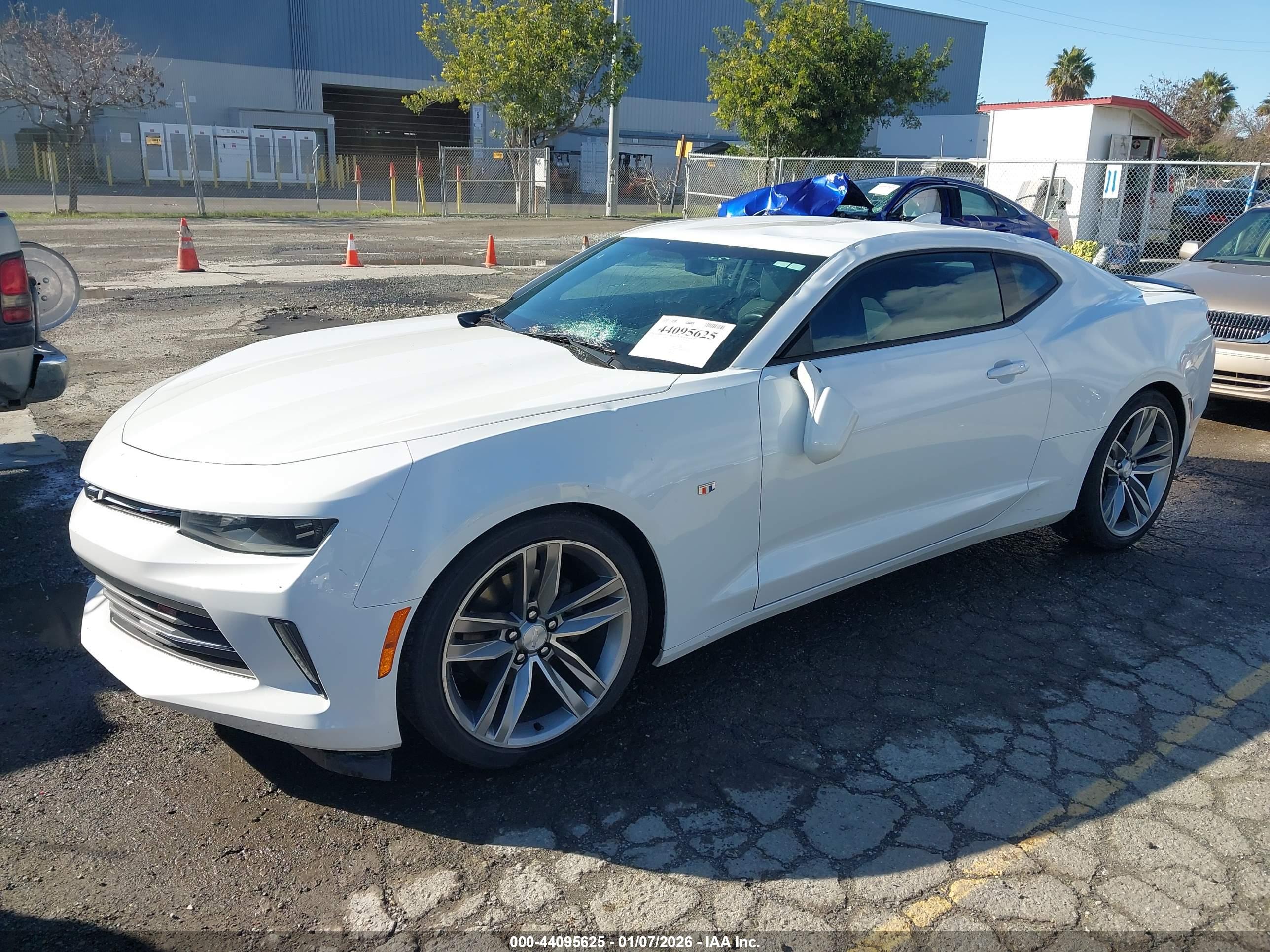 CHEVROLET CAMARO image 2