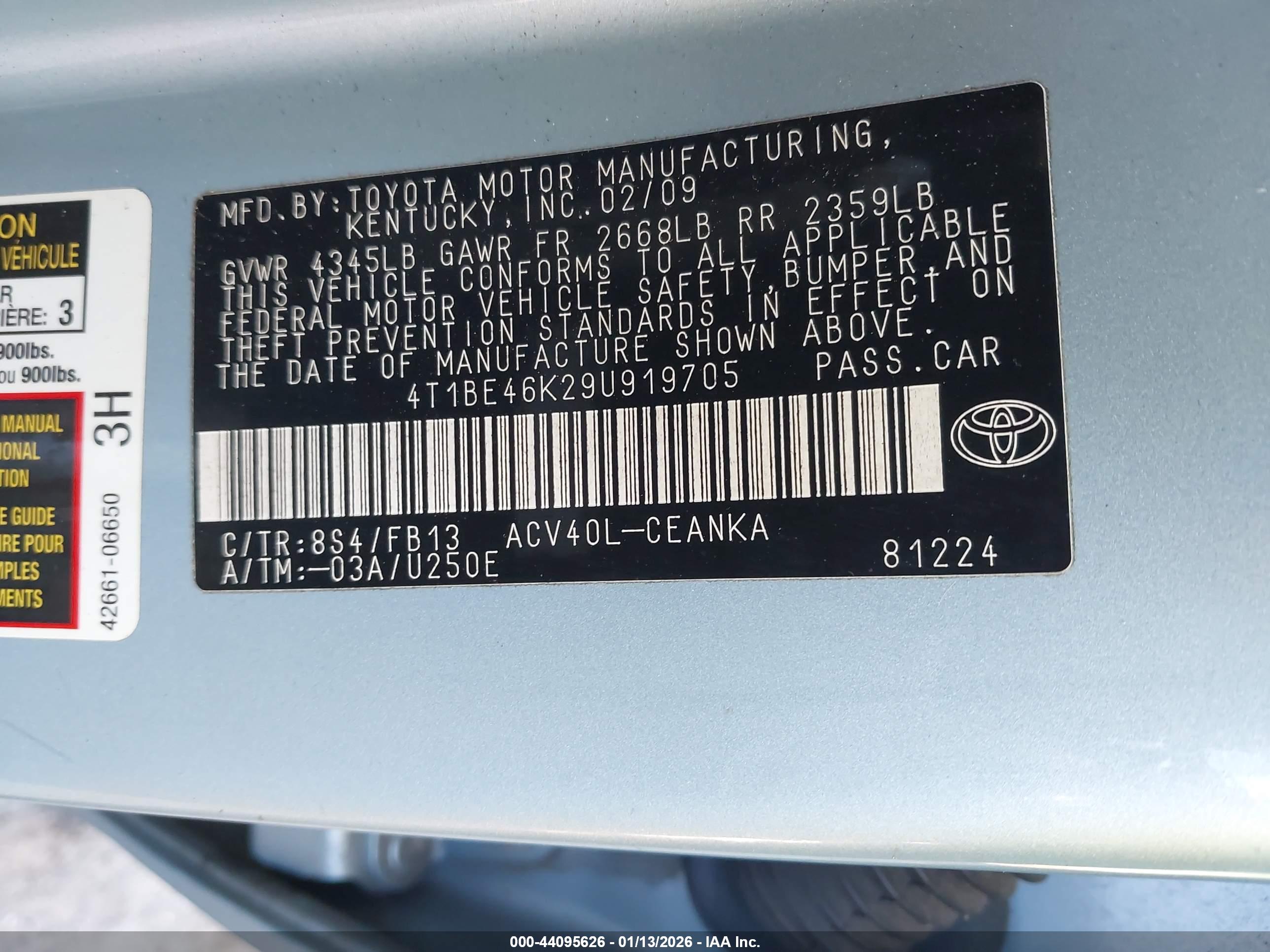 TOYOTA CAMRY image 9