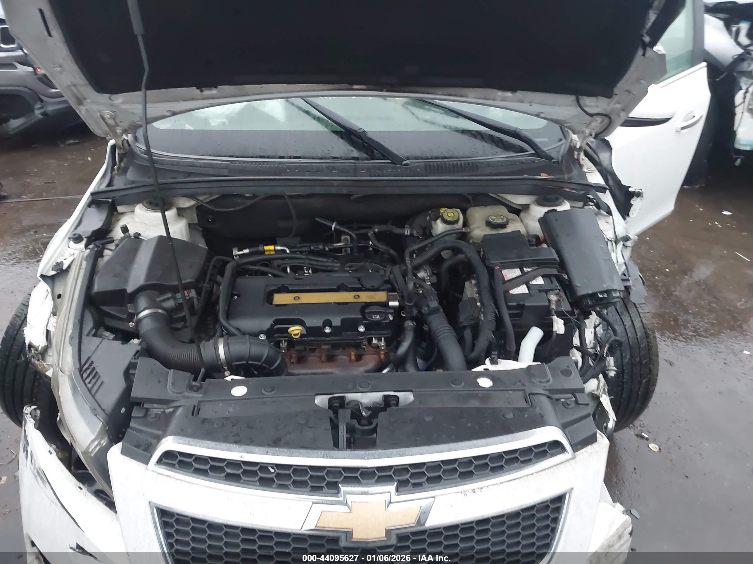 CHEVROLET CRUZE image 10