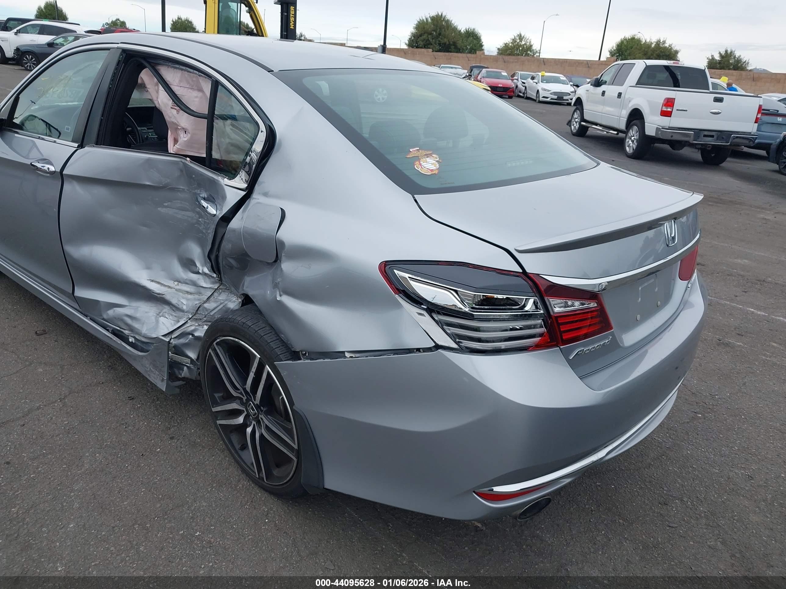 HONDA ACCORD image 3