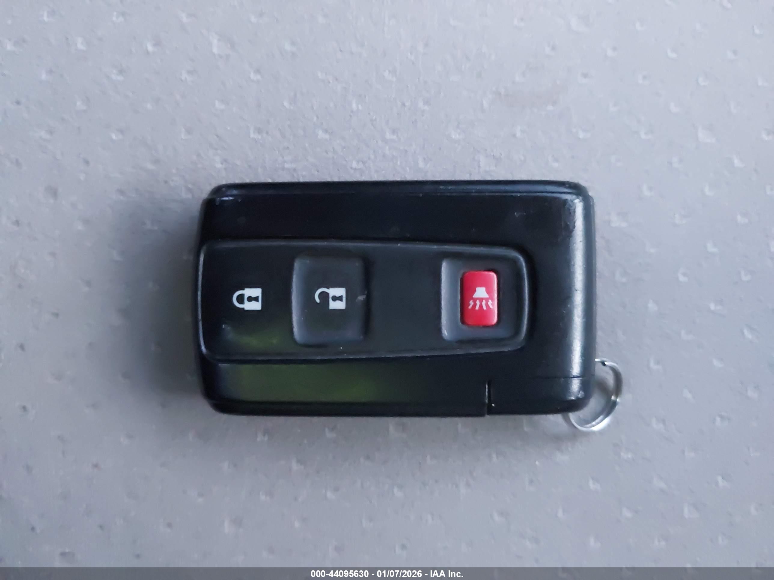 TOYOTA PRIUS image 11