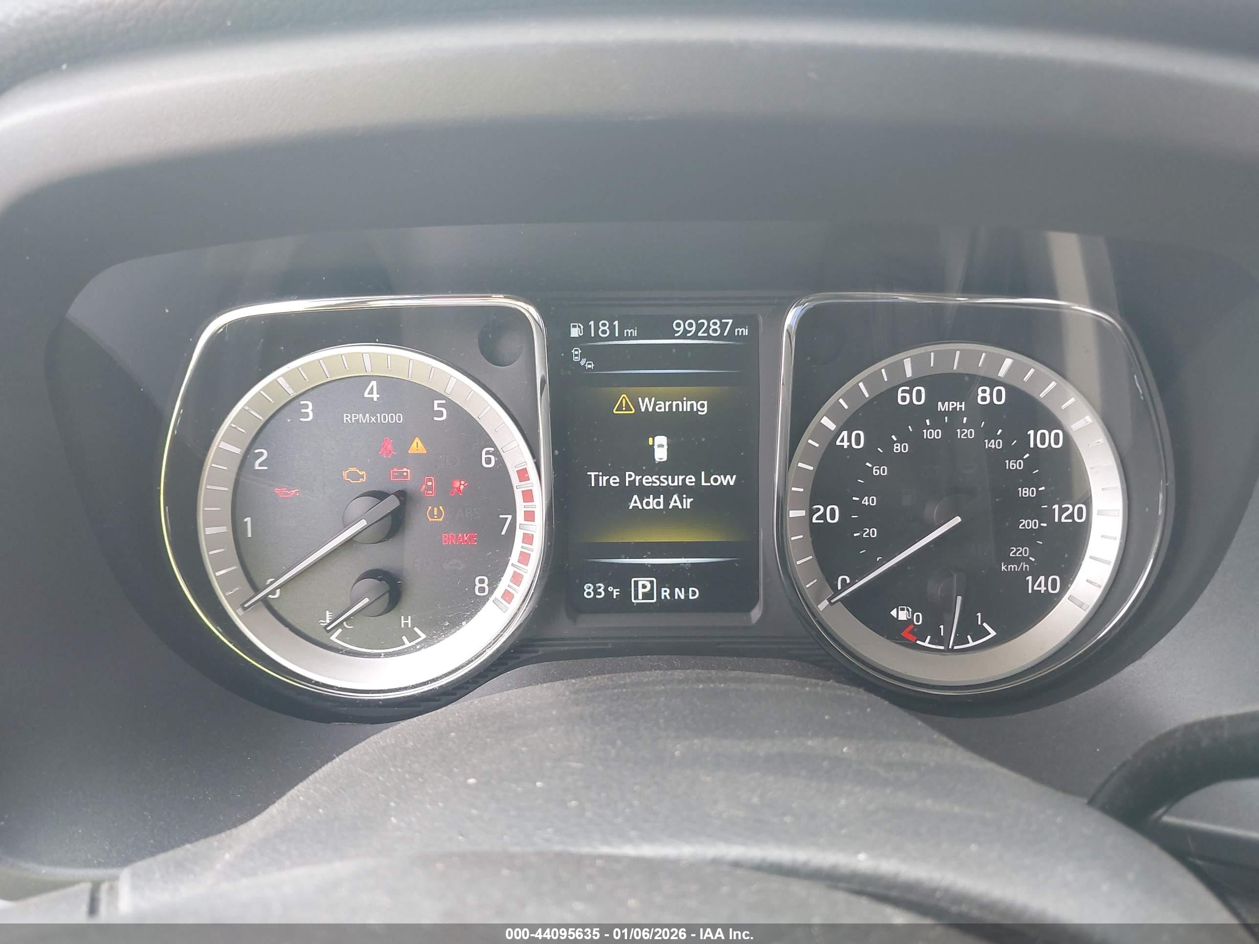 NISSAN TITAN image 7