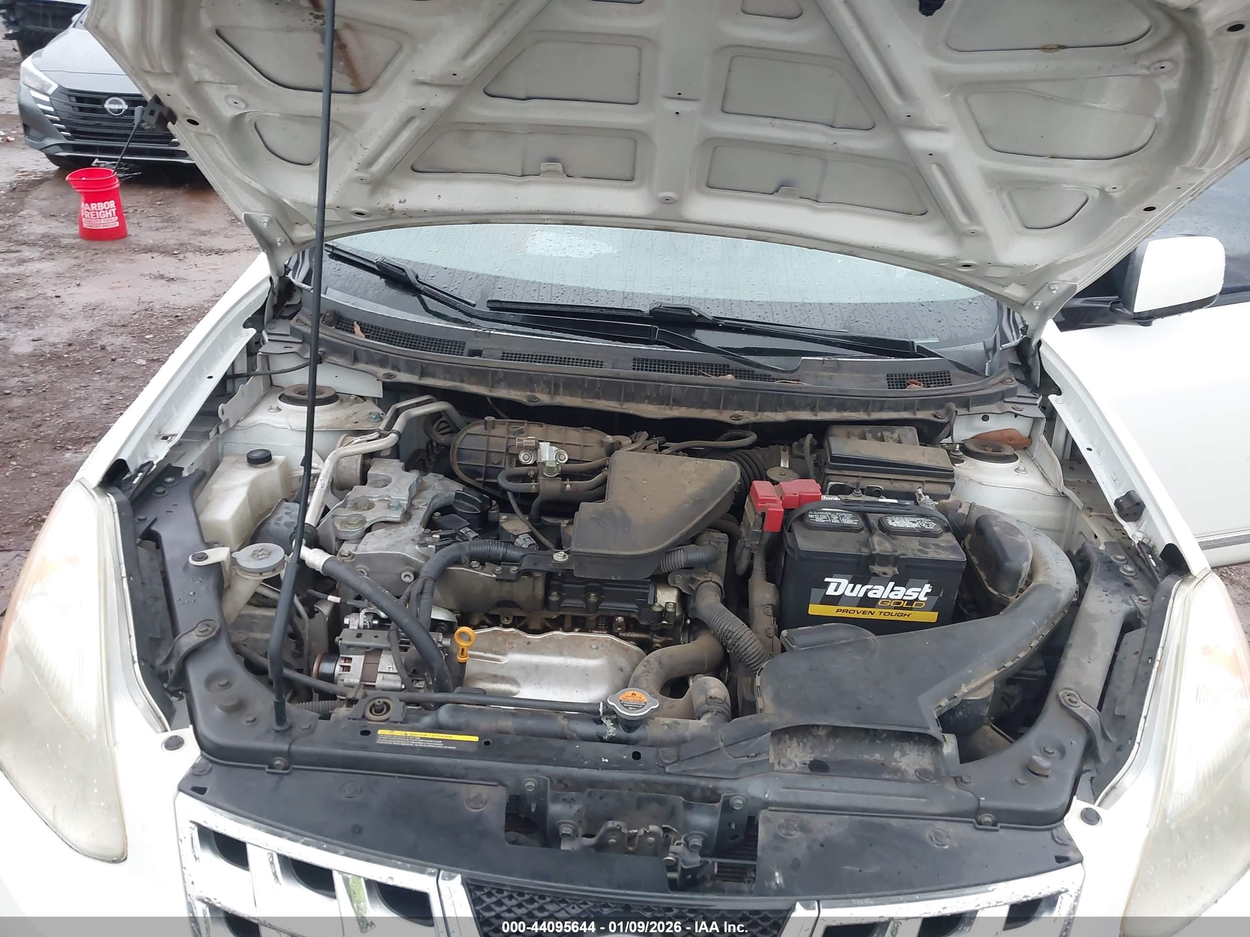 NISSAN ROGUE image 10