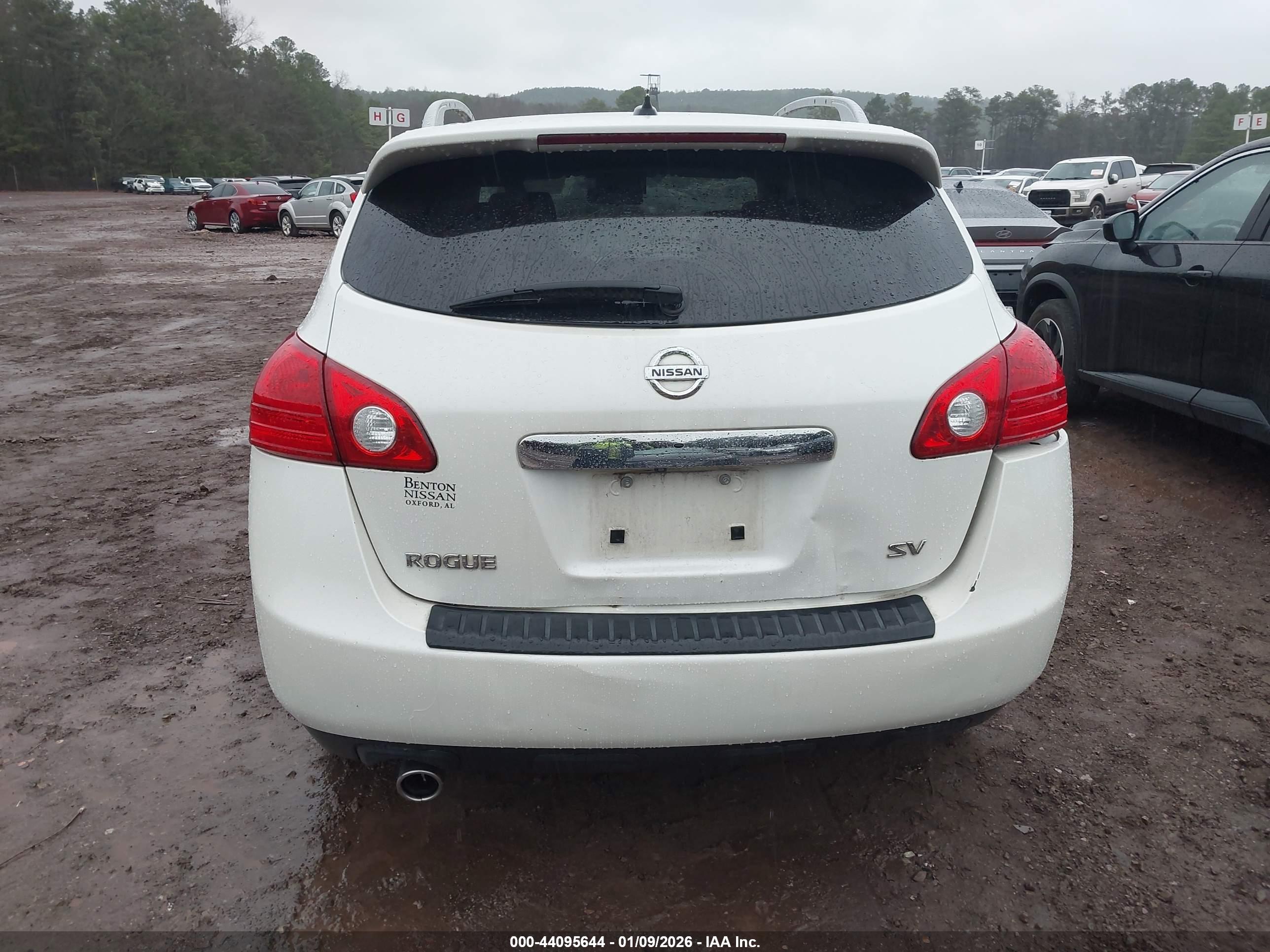 NISSAN ROGUE image 6