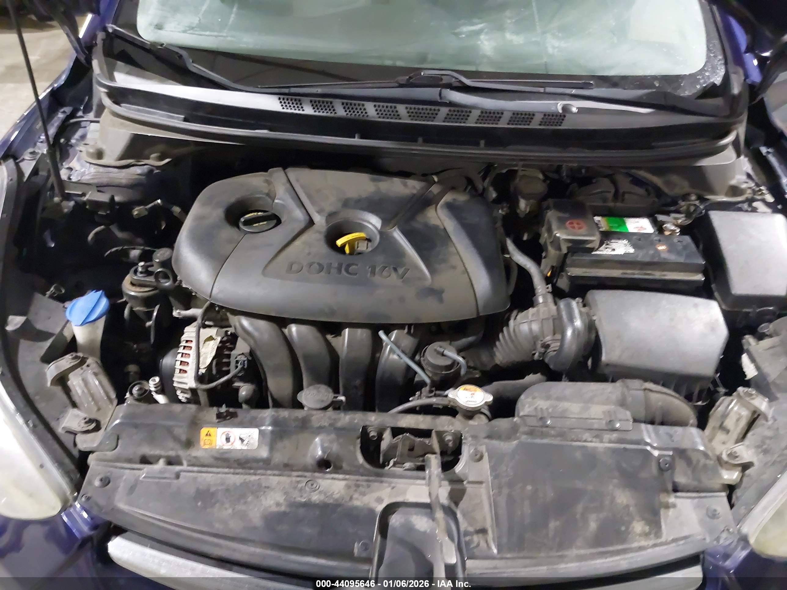 HYUNDAI ELANTRA image 10