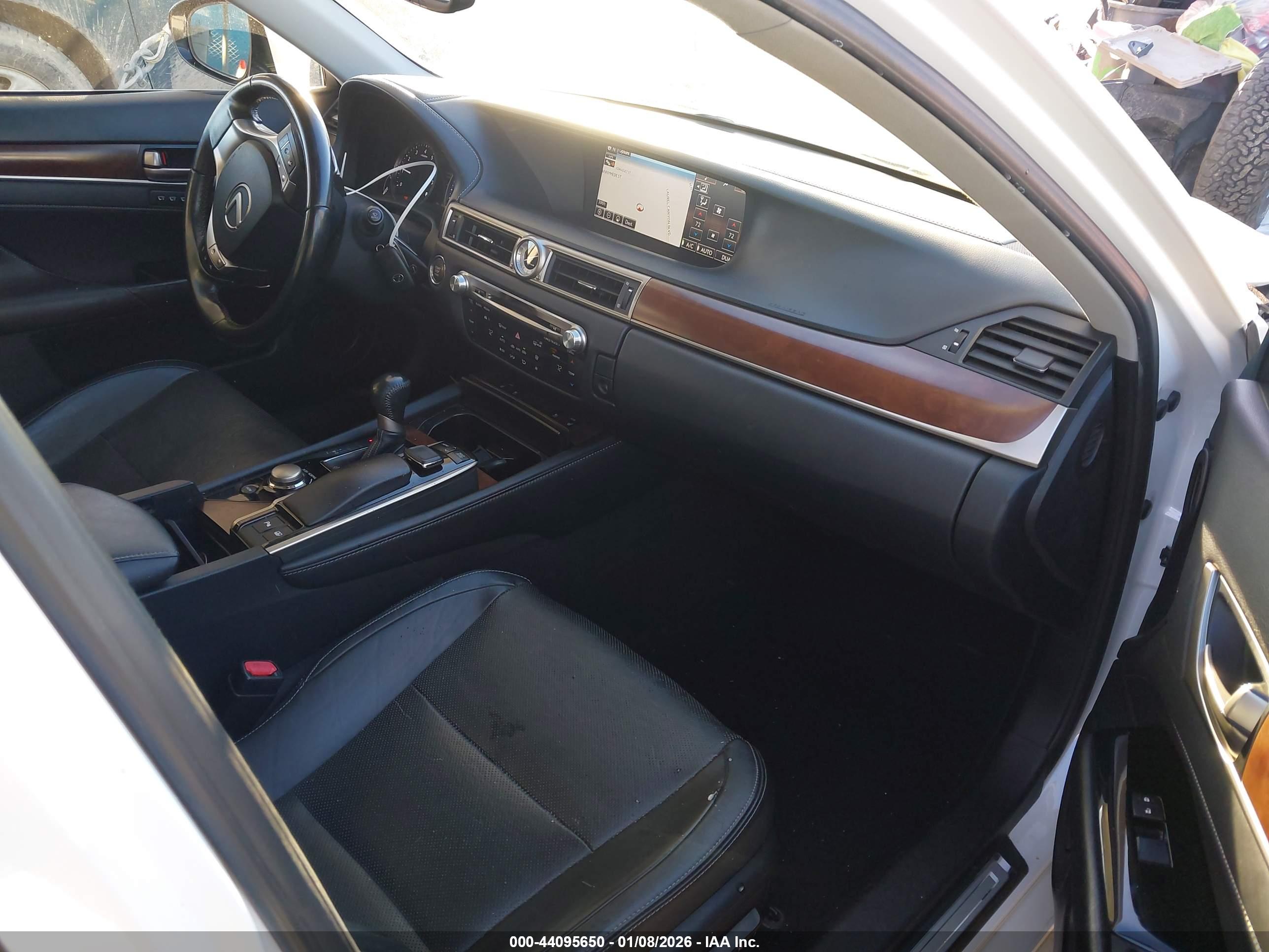 LEXUS GS image 5