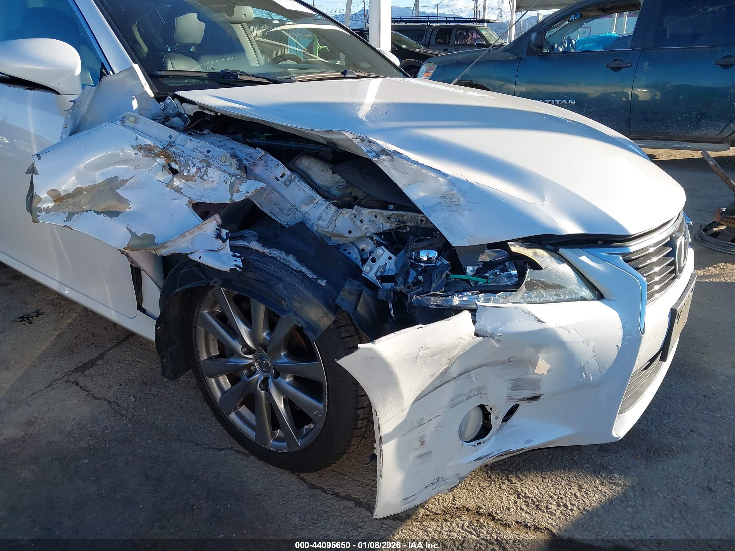 LEXUS GS image 6