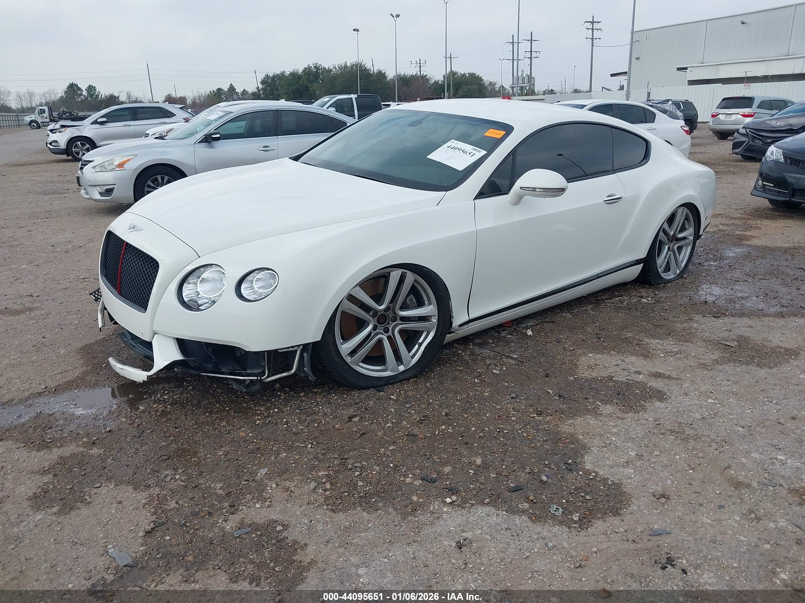 BENTLEY CONTINENTAL image 2