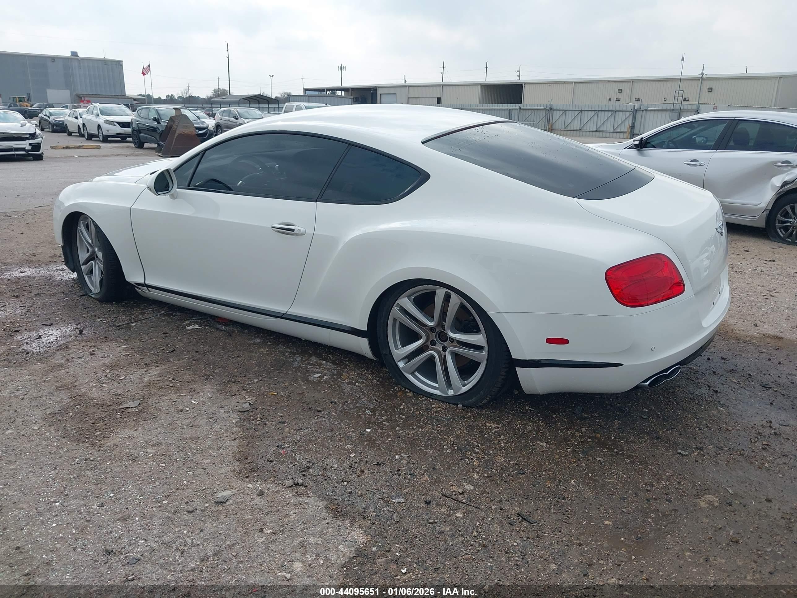 BENTLEY CONTINENTAL image 3