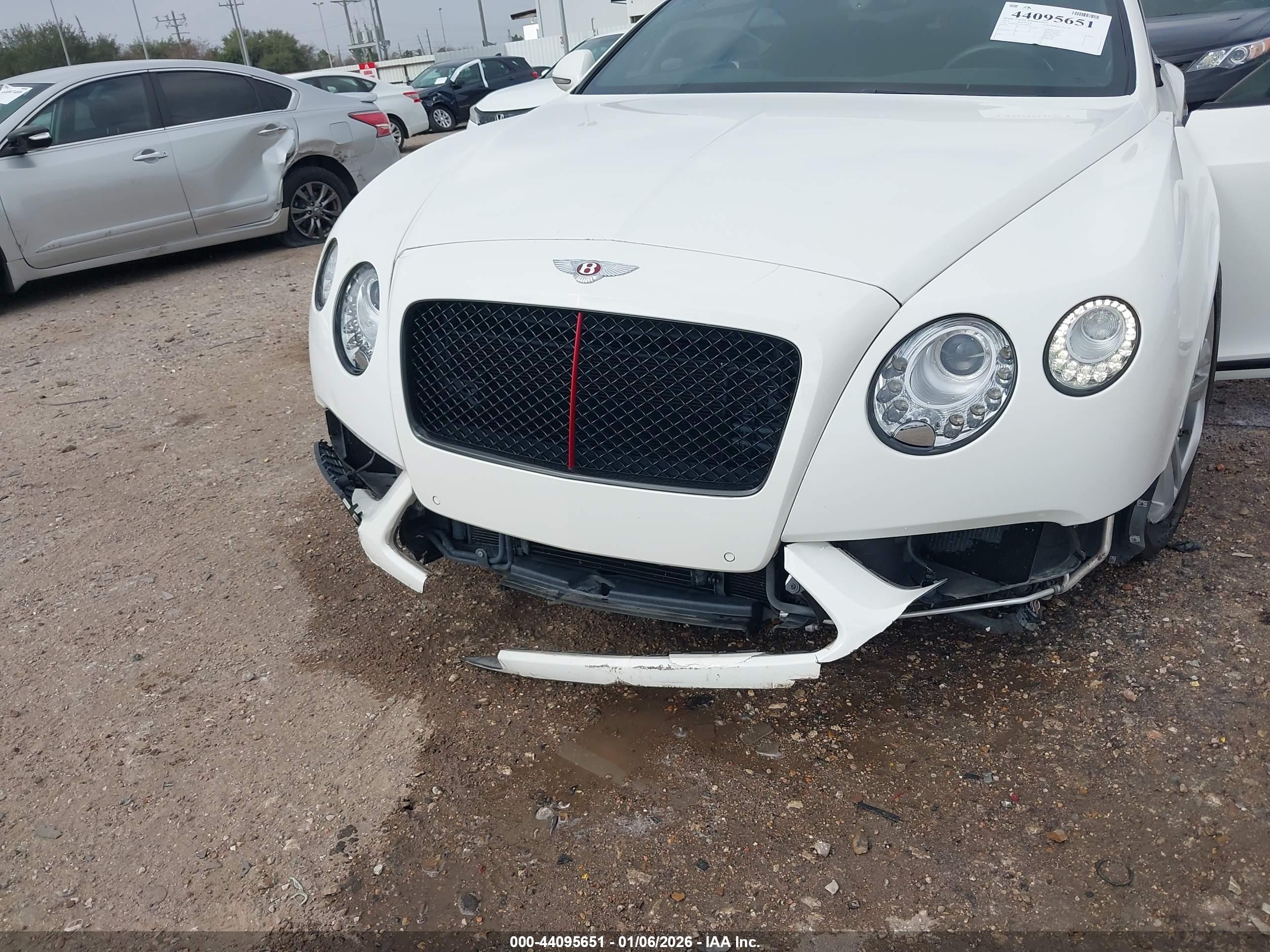 BENTLEY CONTINENTAL image 6