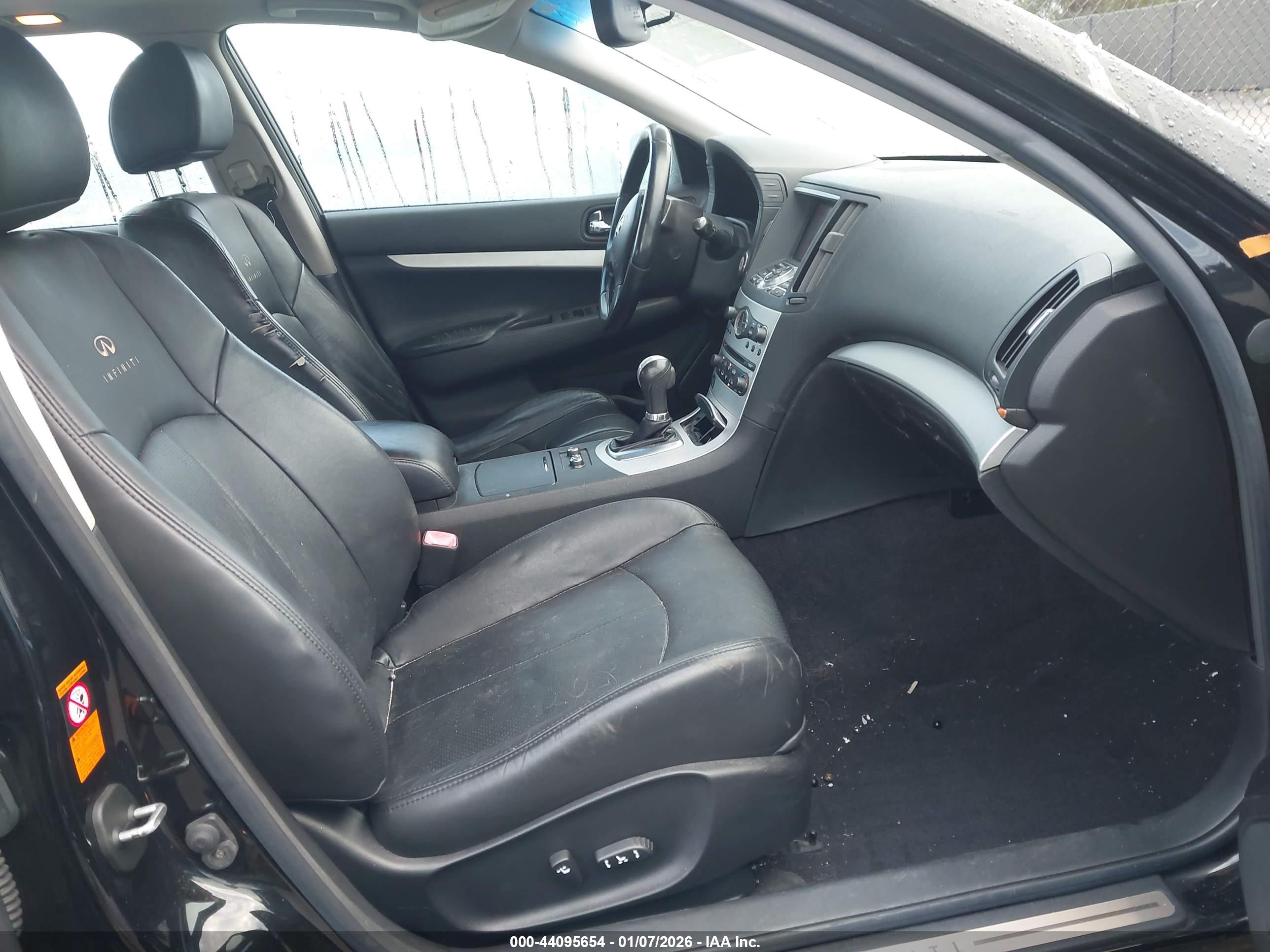 INFINITI G37 image 5