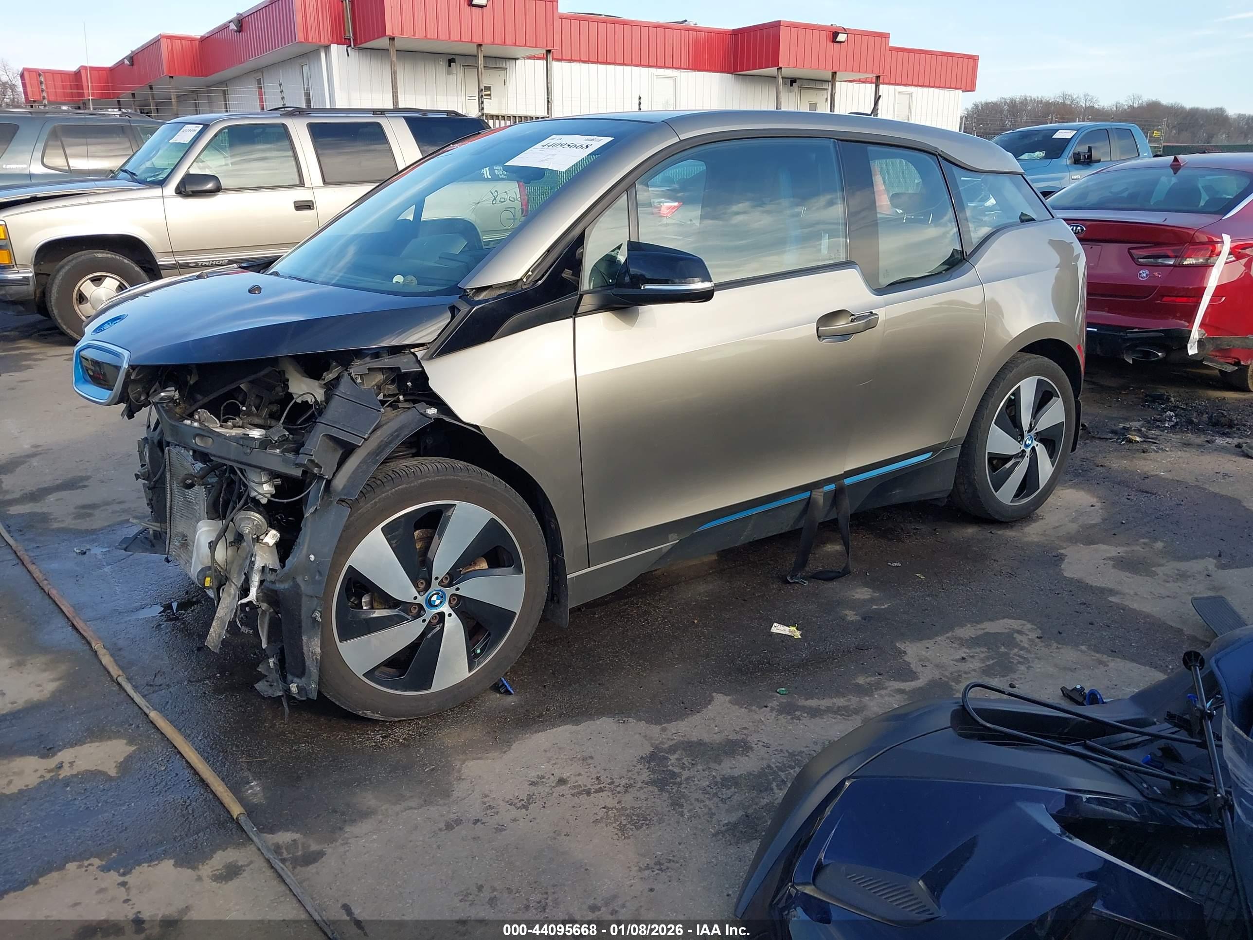 BMW I3 image 2