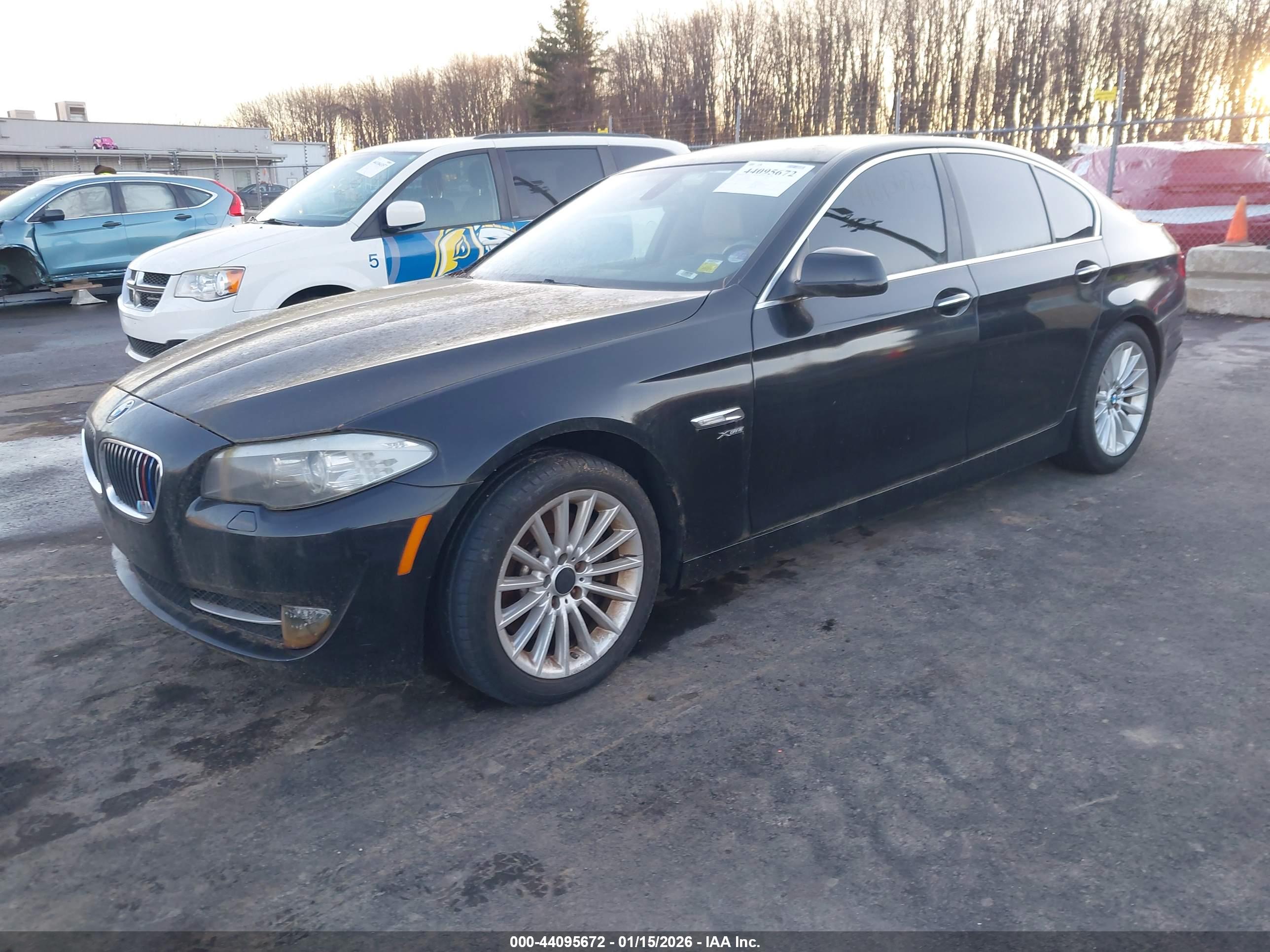 BMW 535I image 2