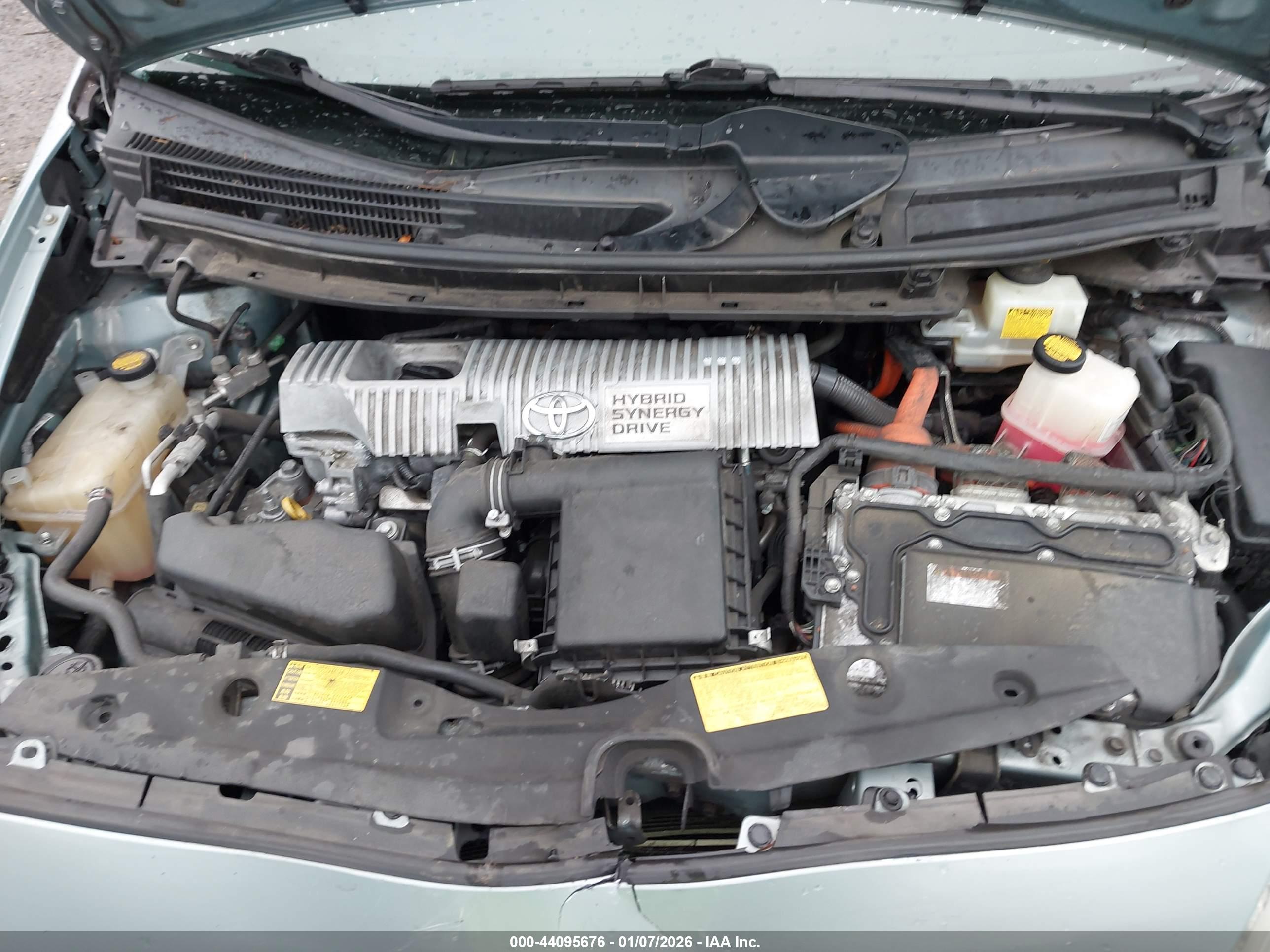 TOYOTA PRIUS image 10