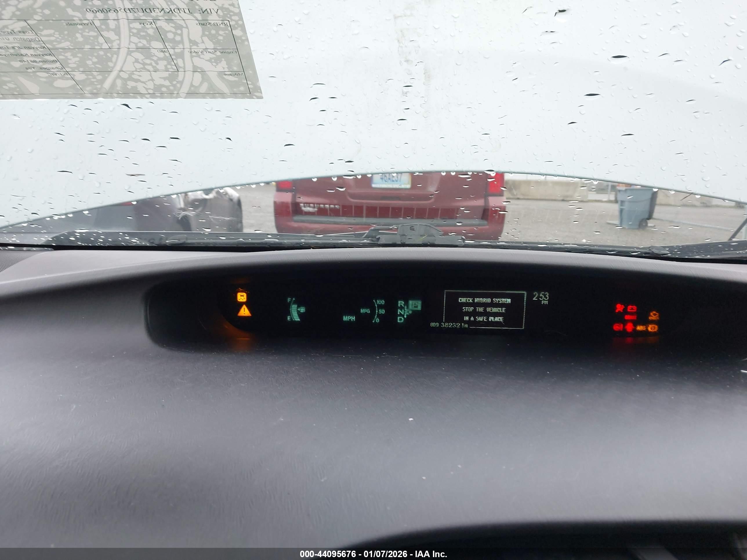 TOYOTA PRIUS image 7