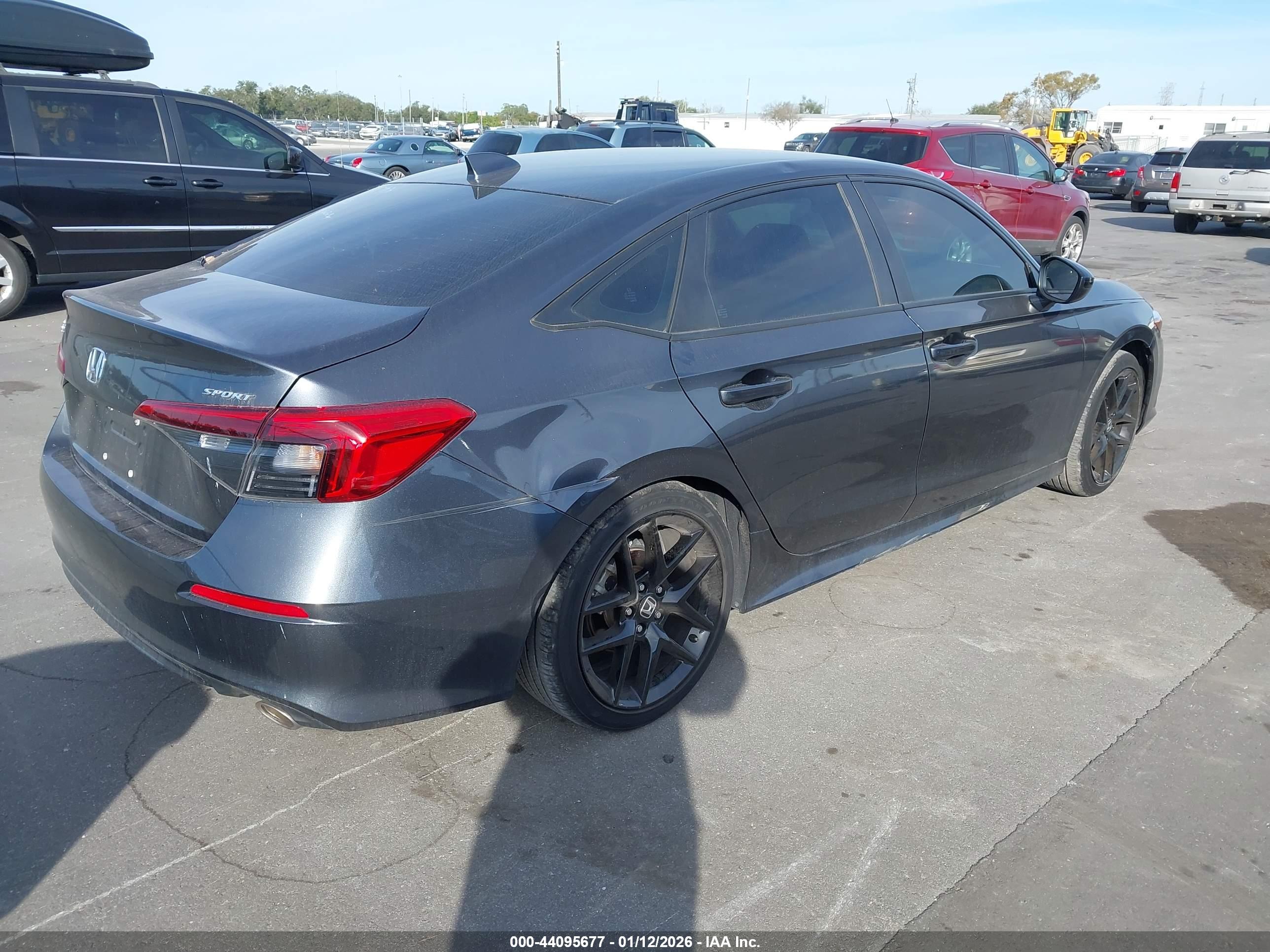 HONDA CIVIC image 4