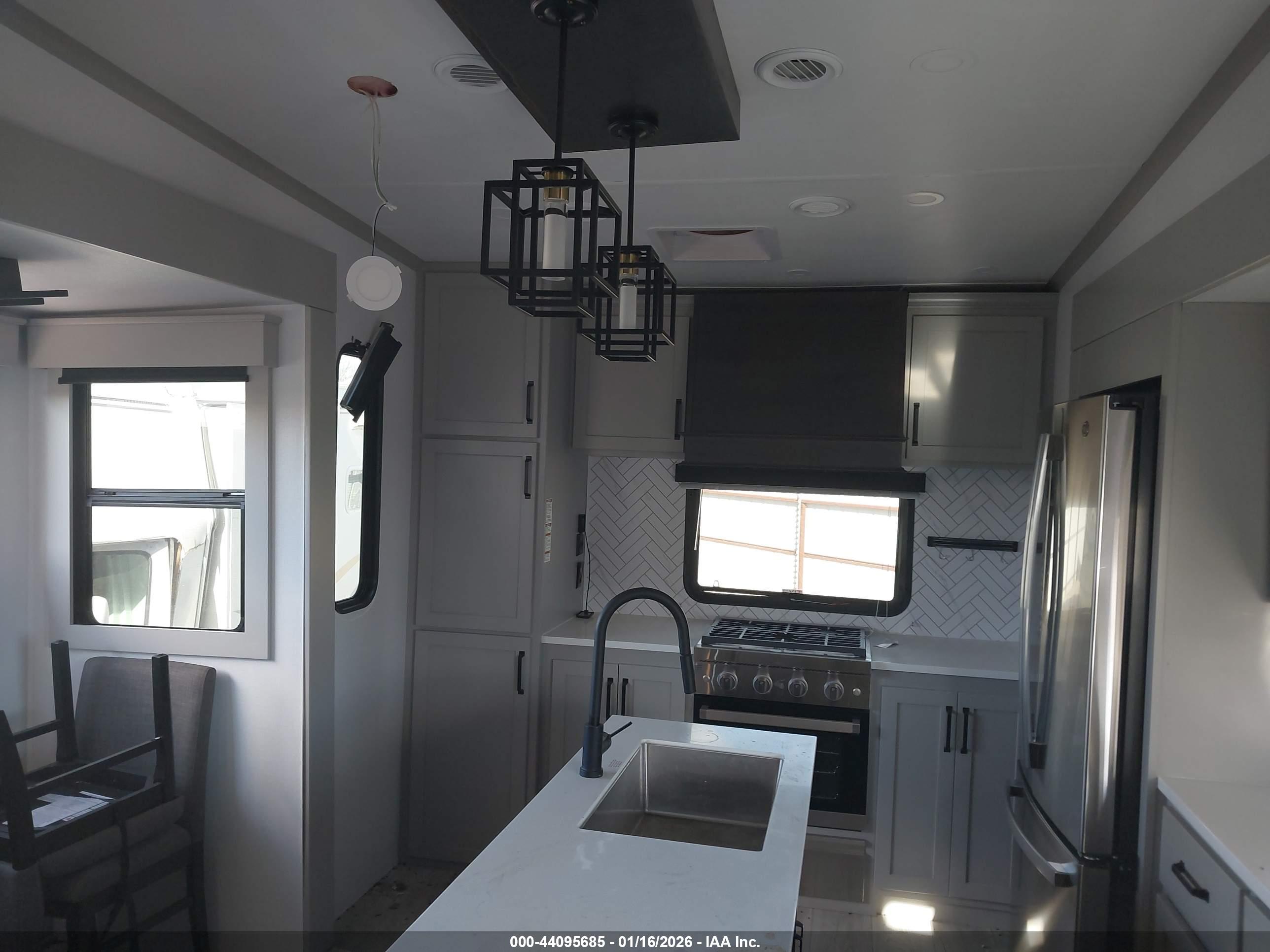 KEYSTONE RV image 8