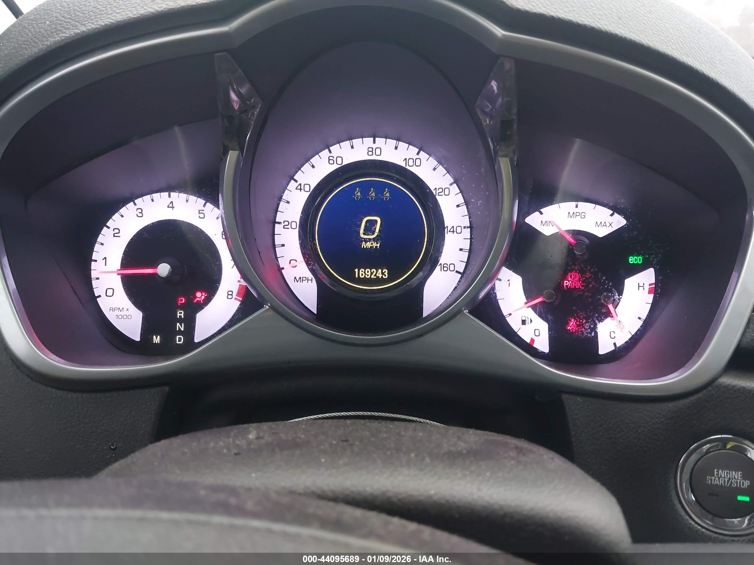 CADILLAC SRX image 7