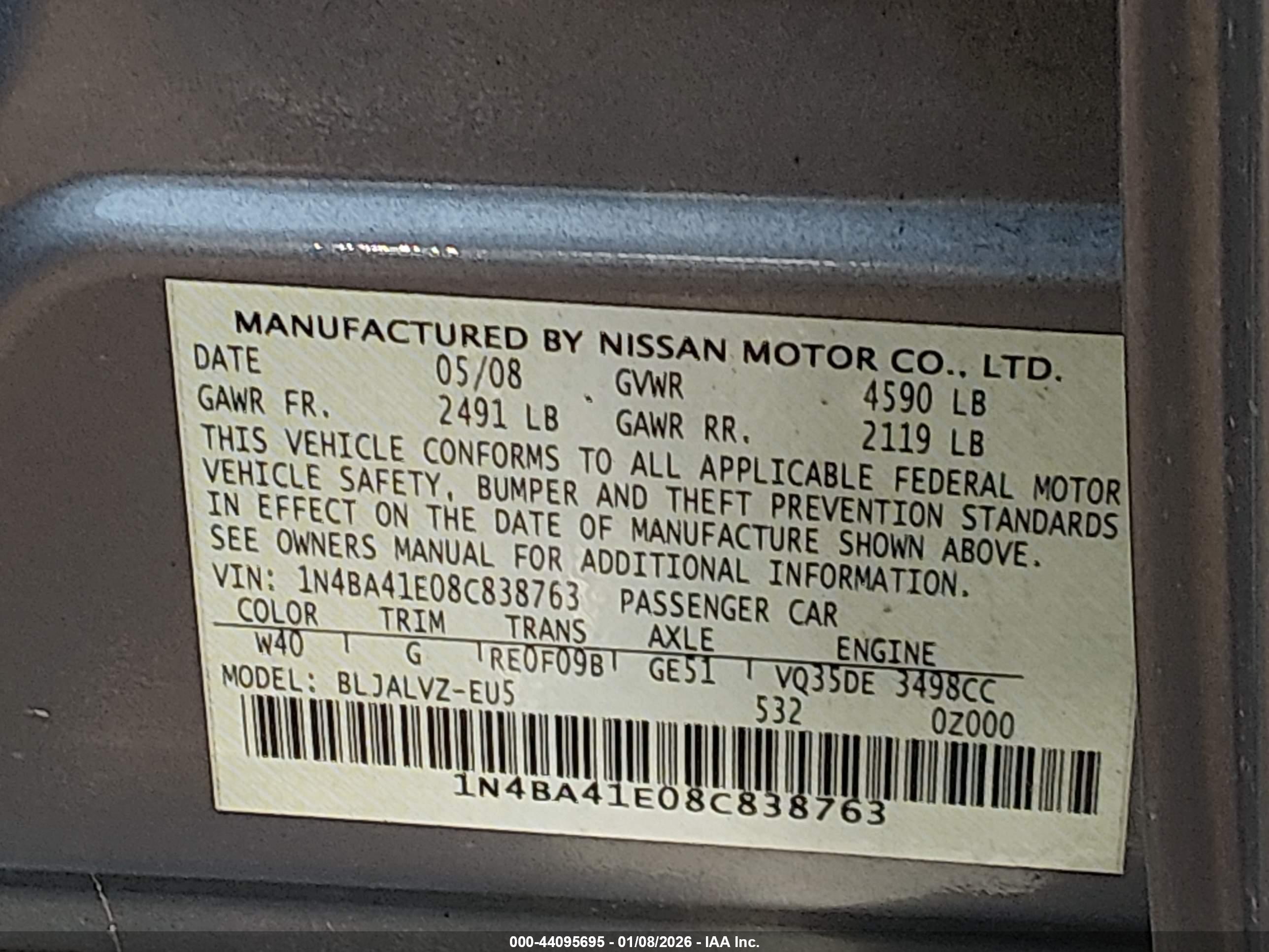 NISSAN MAXIMA image 9