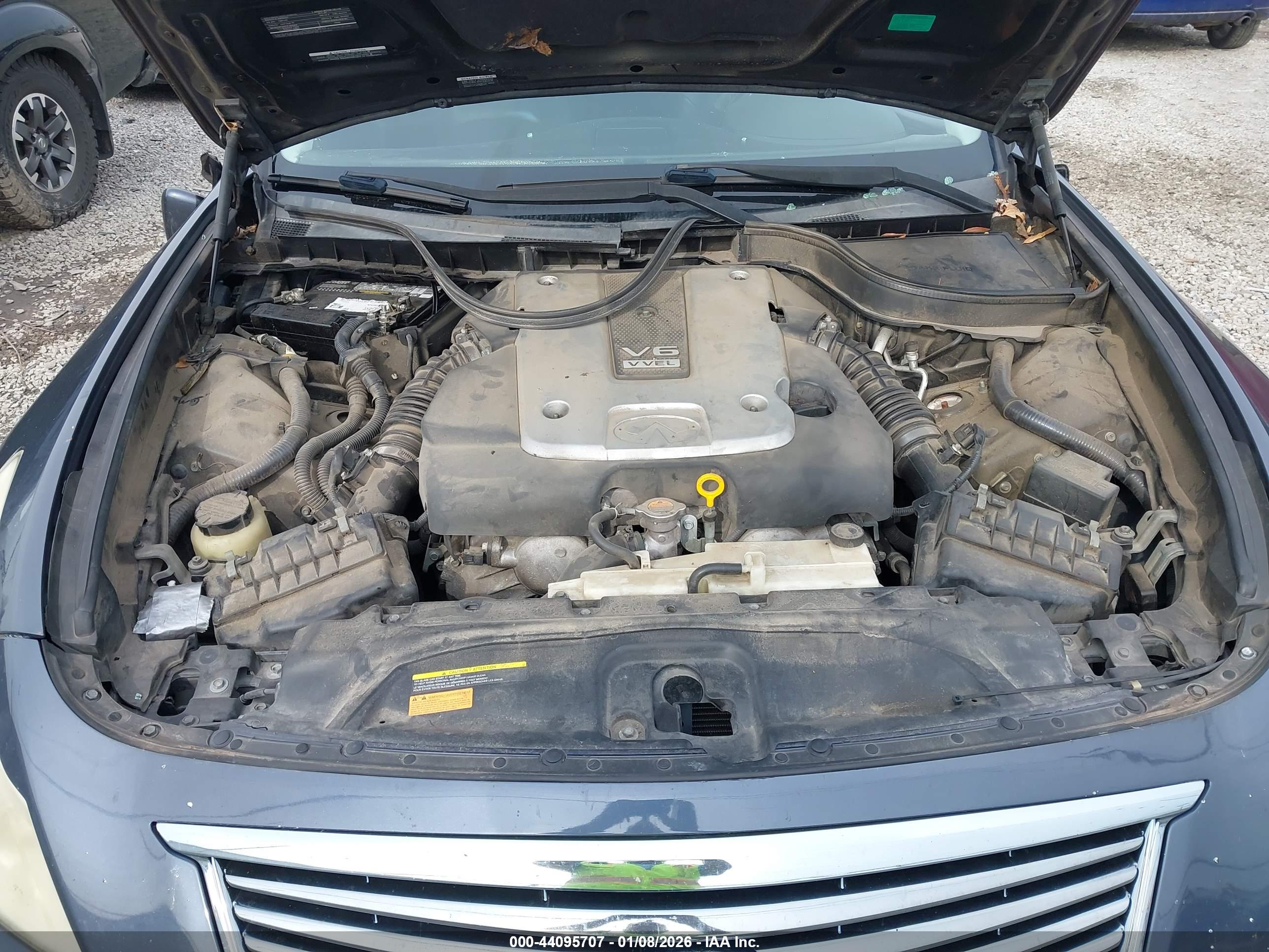 INFINITI G37 image 10
