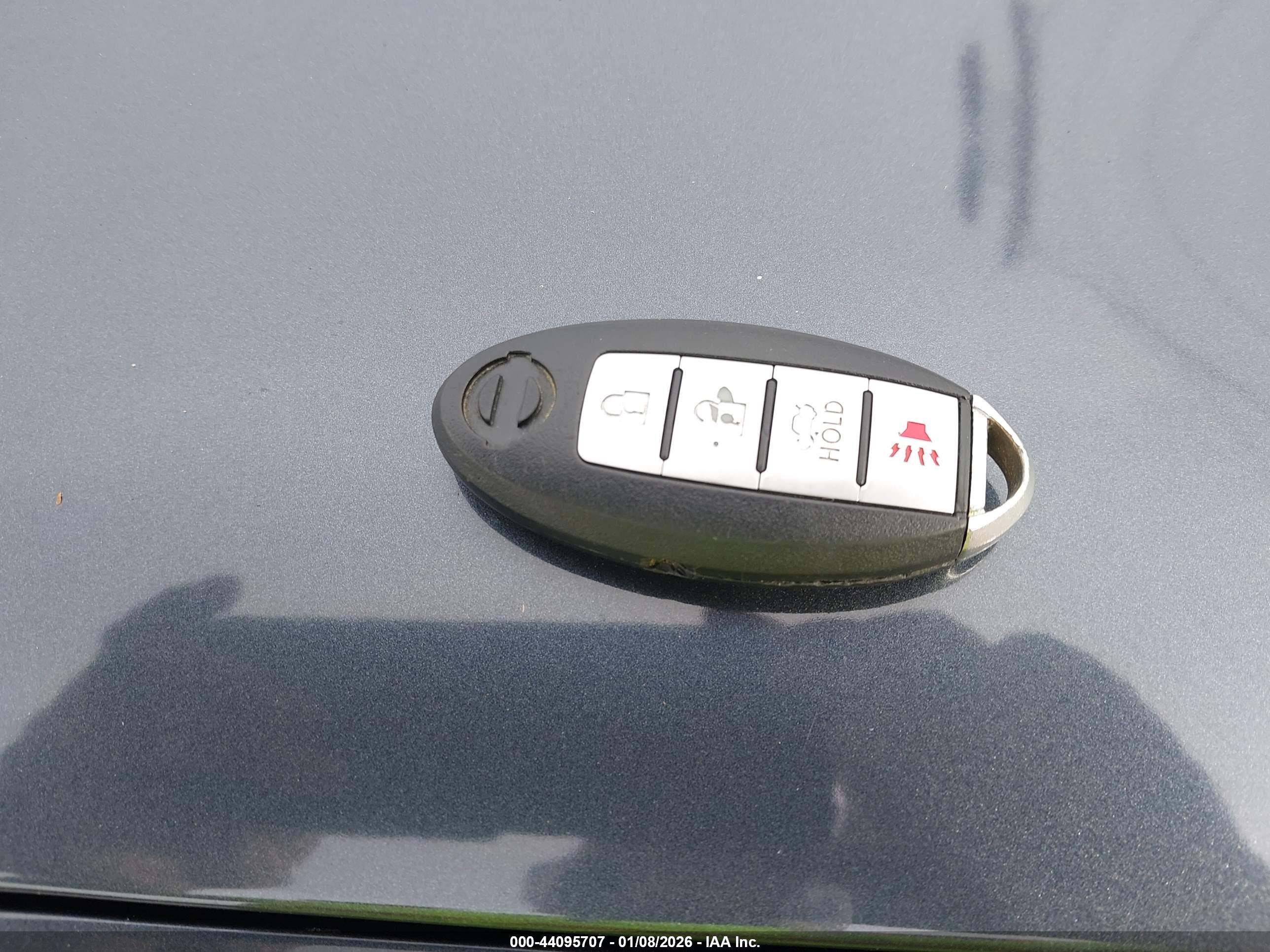 INFINITI G37 image 11
