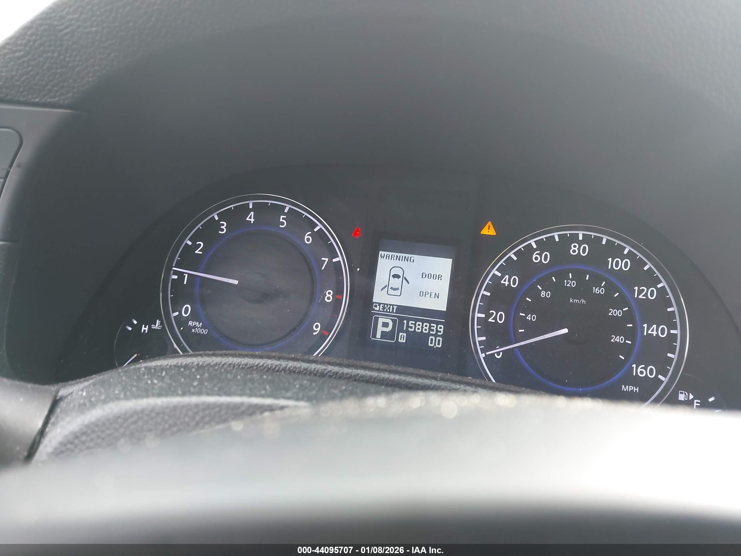 INFINITI G37 image 7