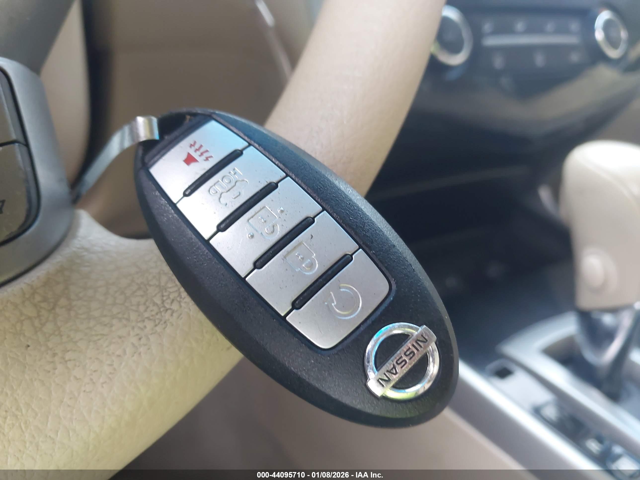 NISSAN ALTIMA image 11