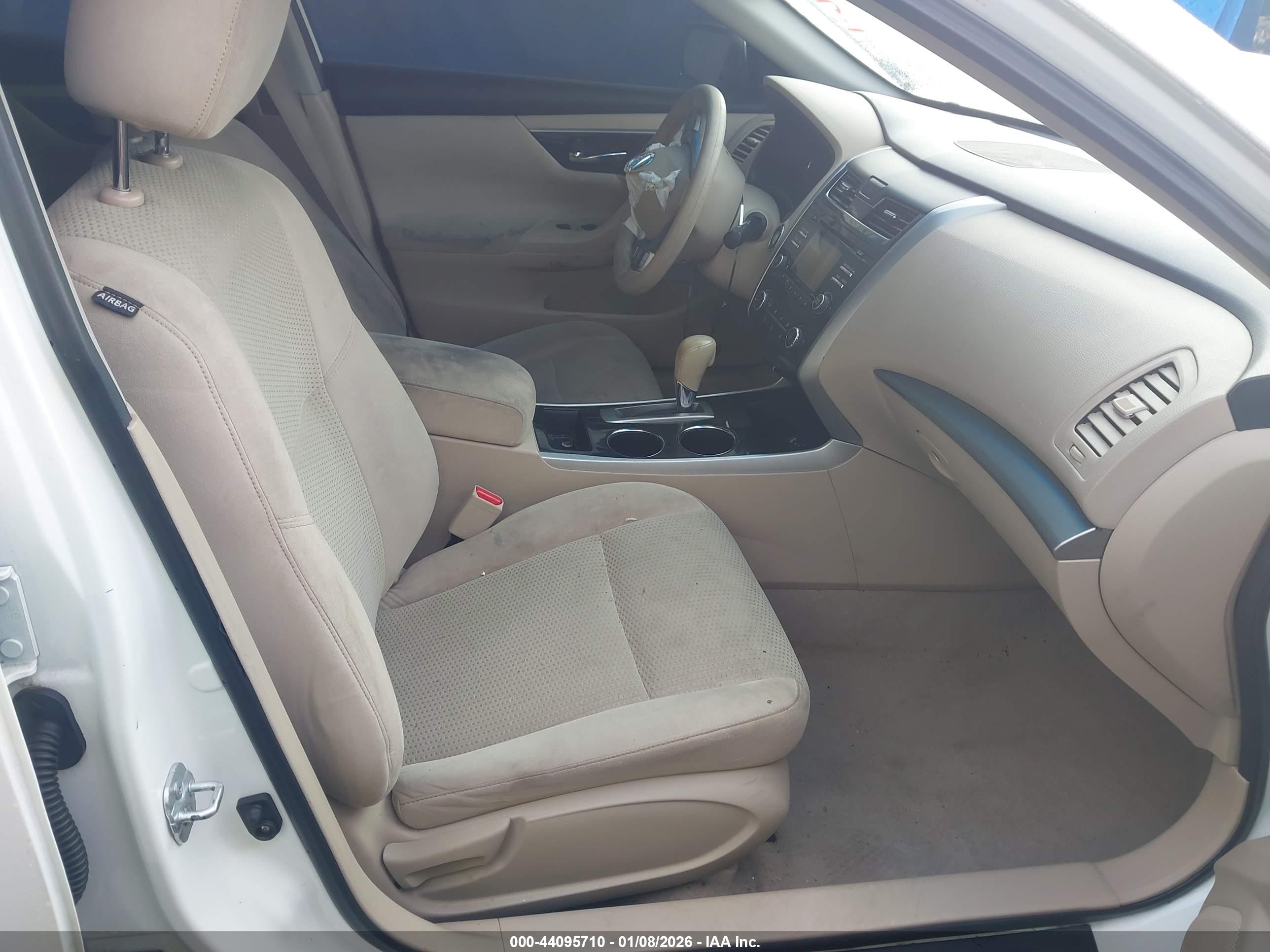 NISSAN ALTIMA image 5