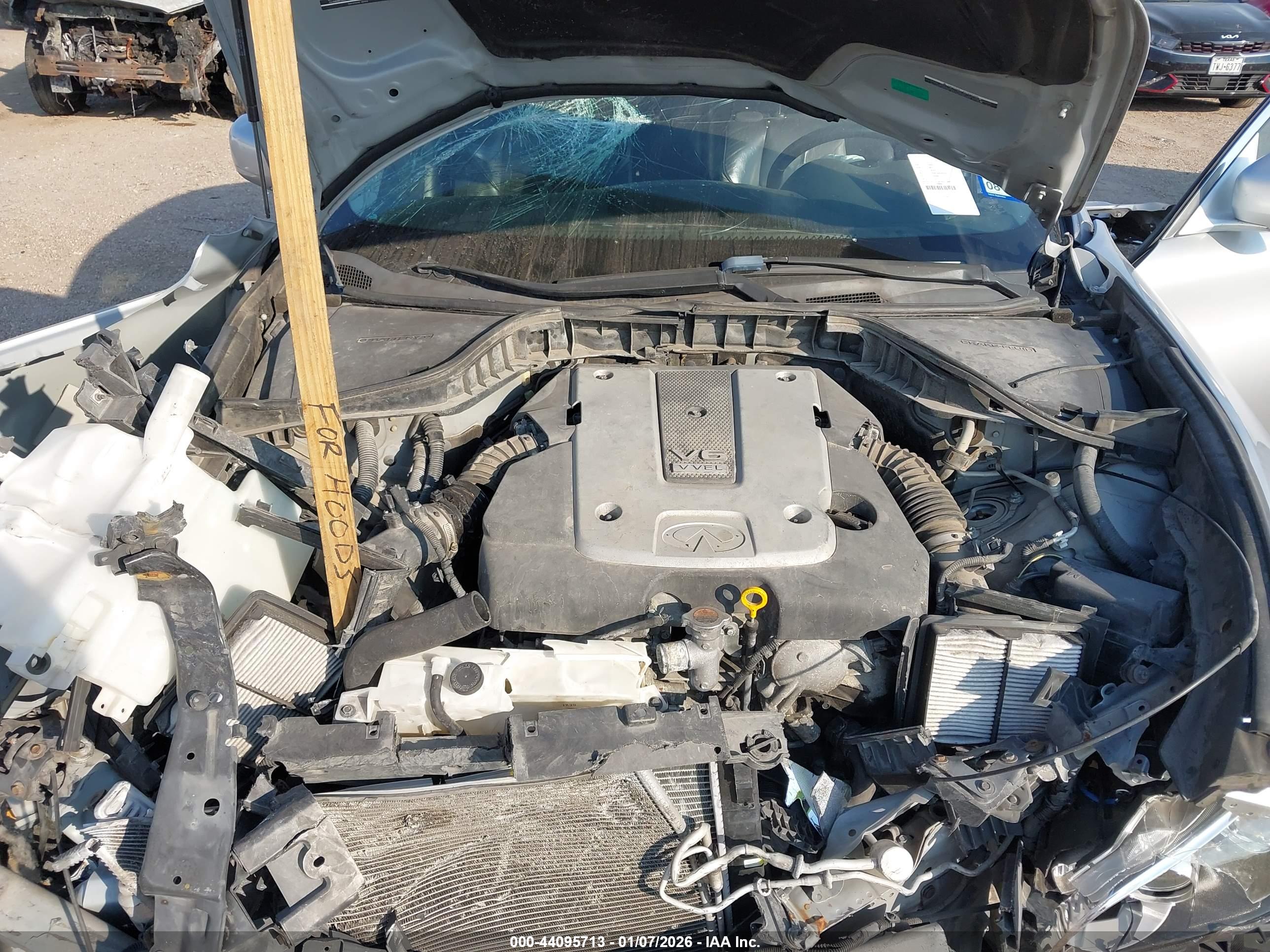 INFINITI M37 image 10