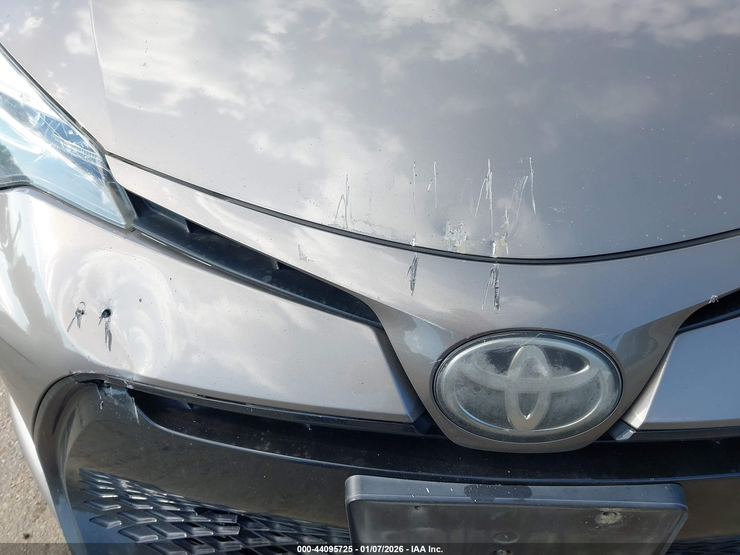 TOYOTA COROLLA image 6