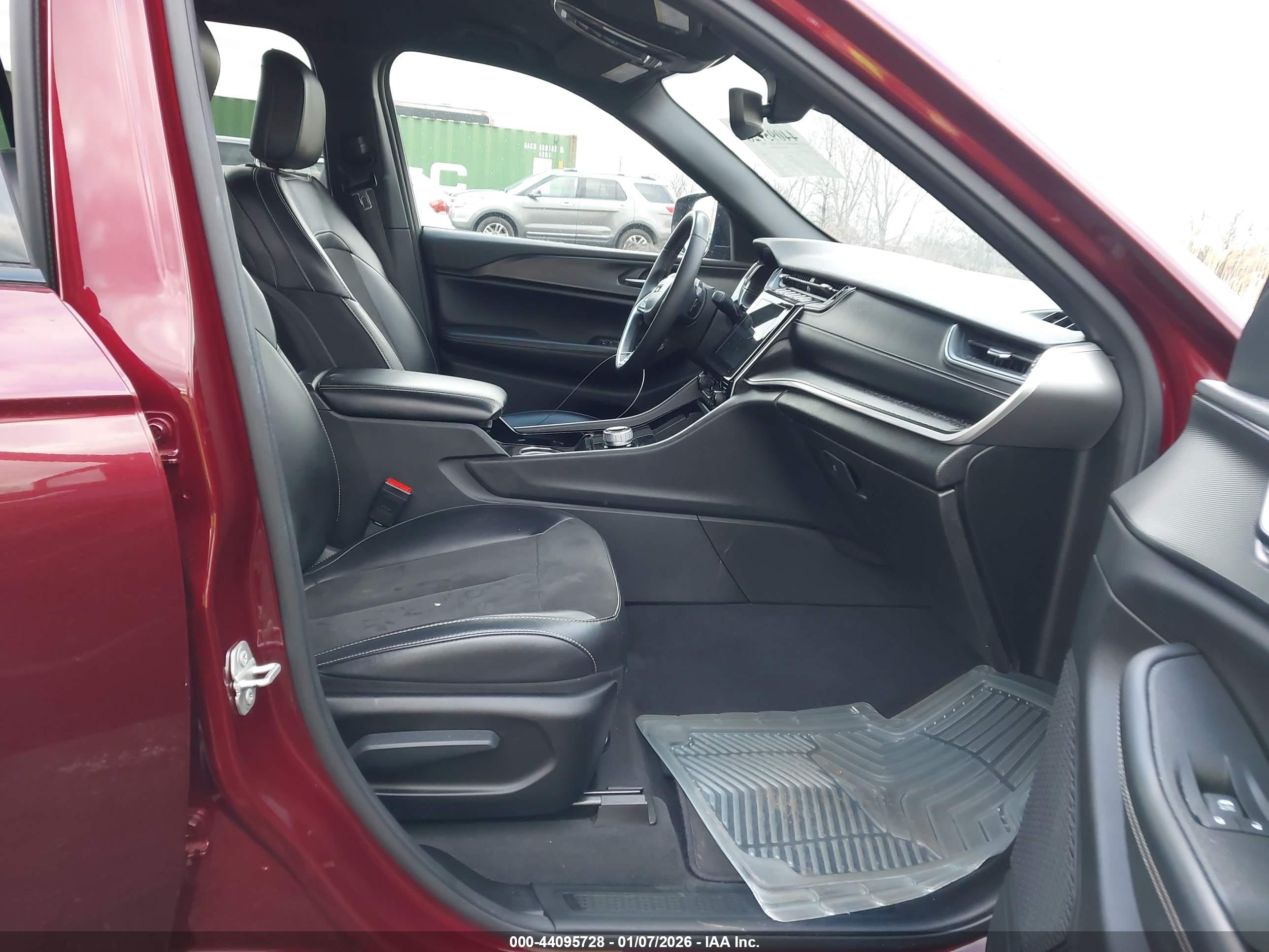 JEEP GRAND image 5