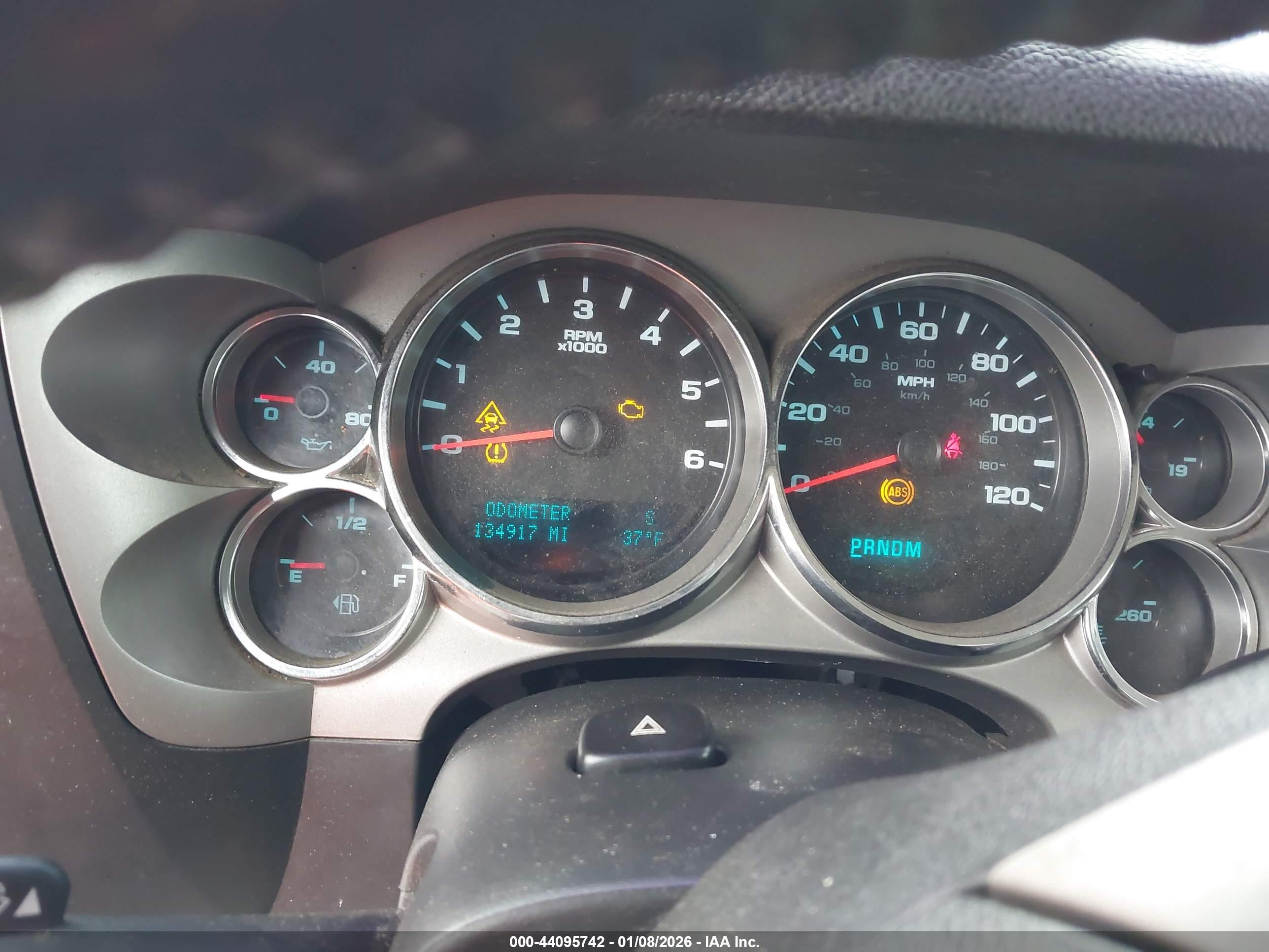 CHEVROLET SILVERADO image 7