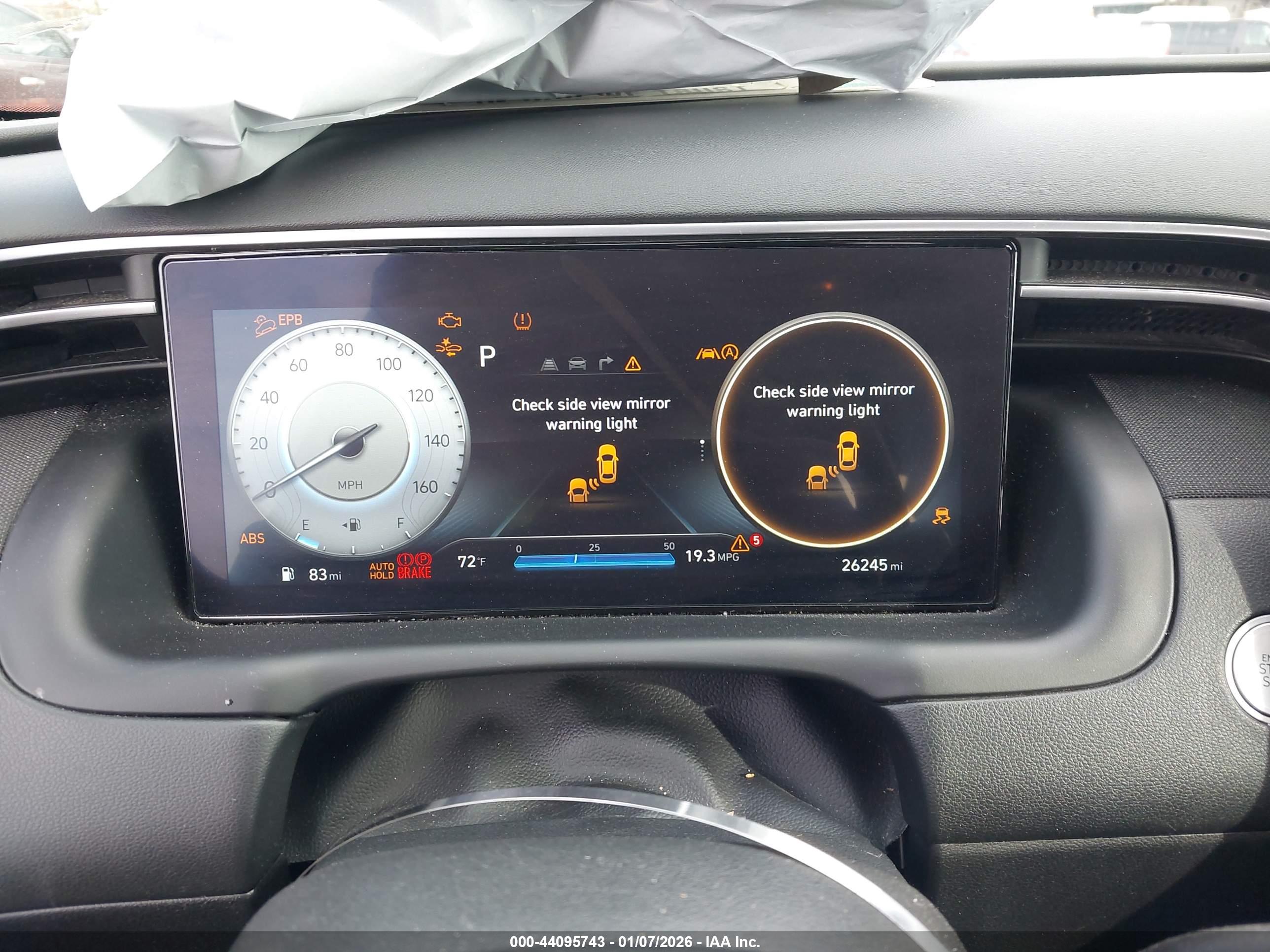 HYUNDAI TUCSON image 7