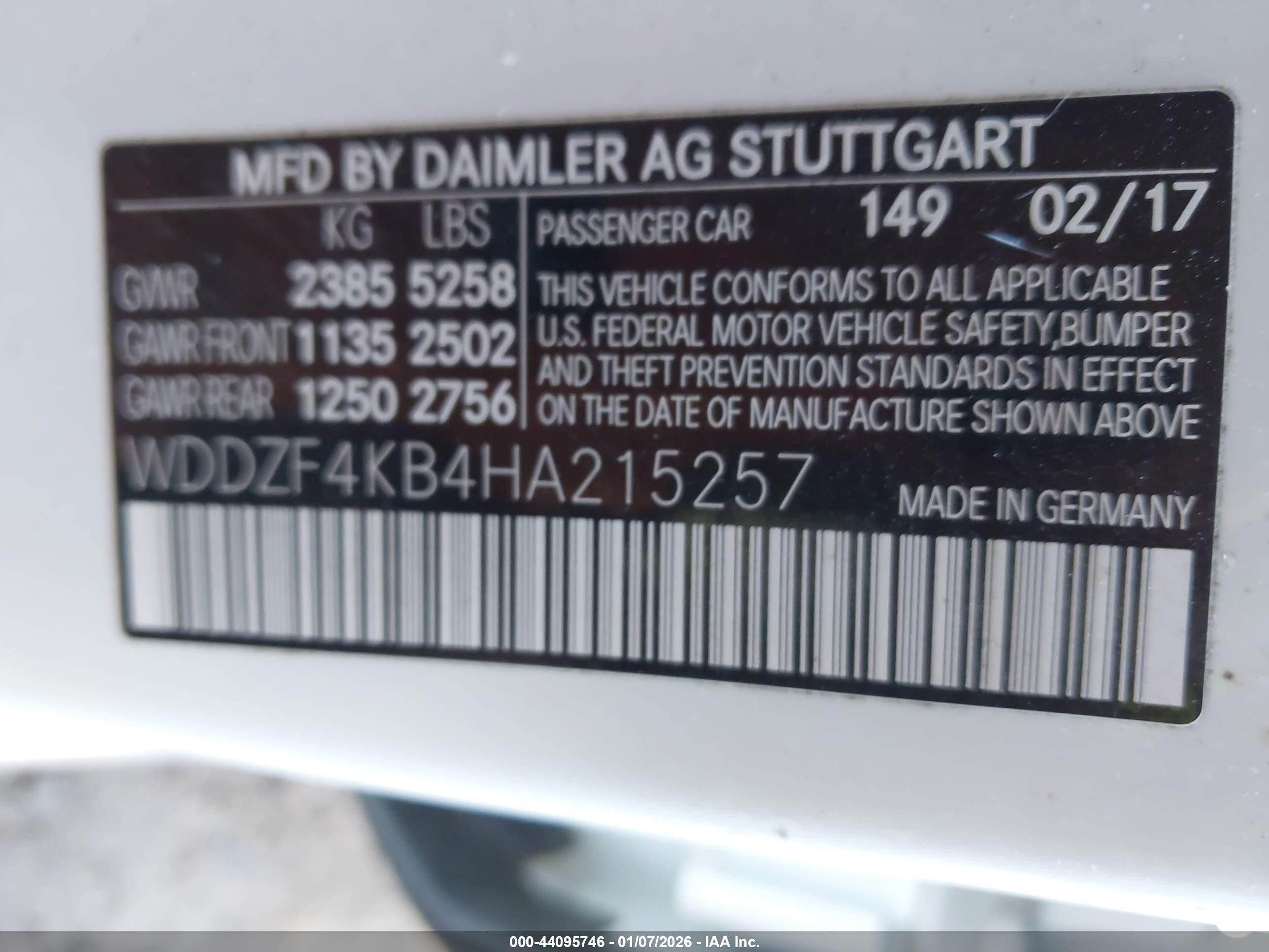 MERCEDES-BENZ E image 9