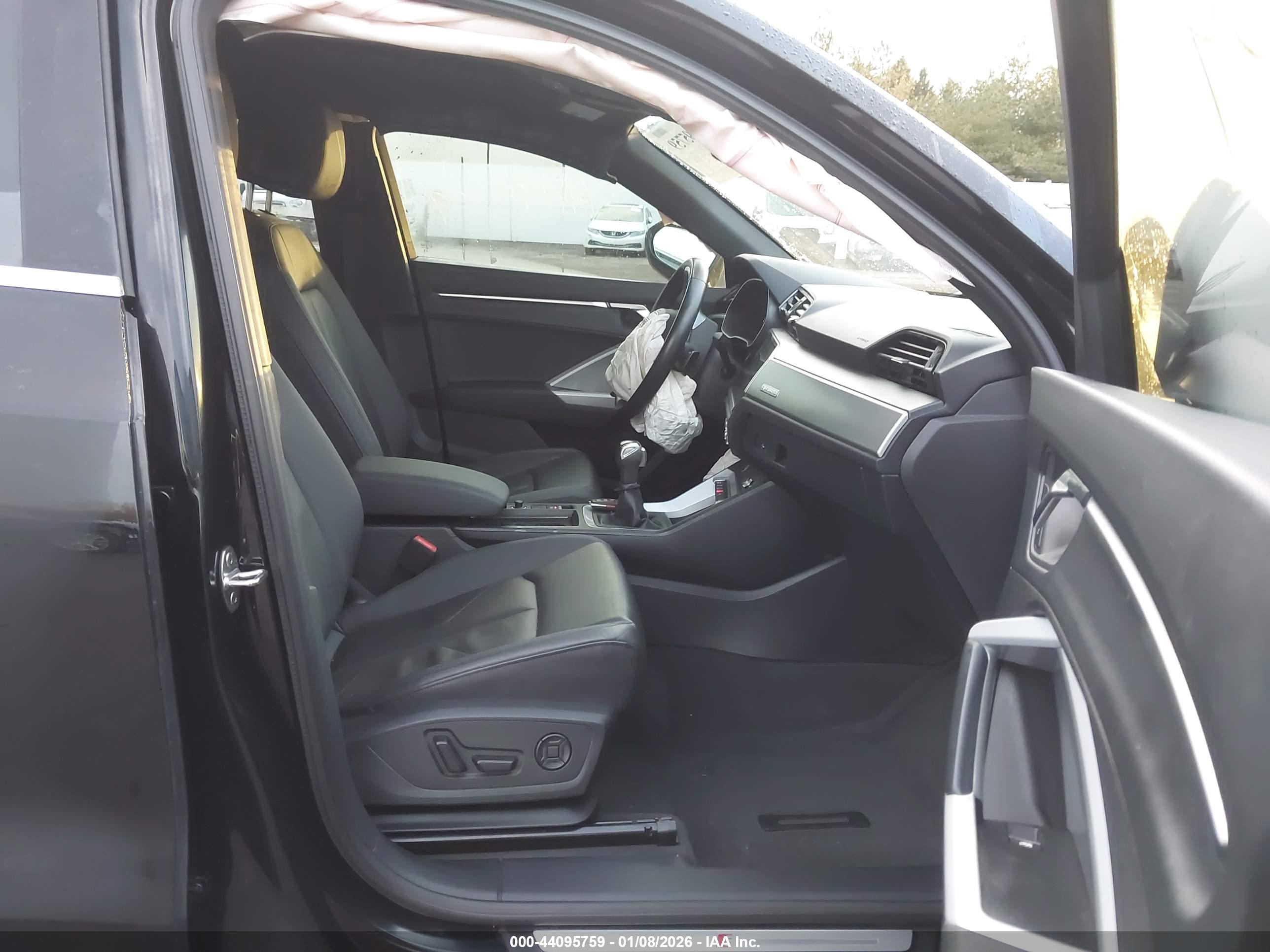 AUDI Q3 image 5