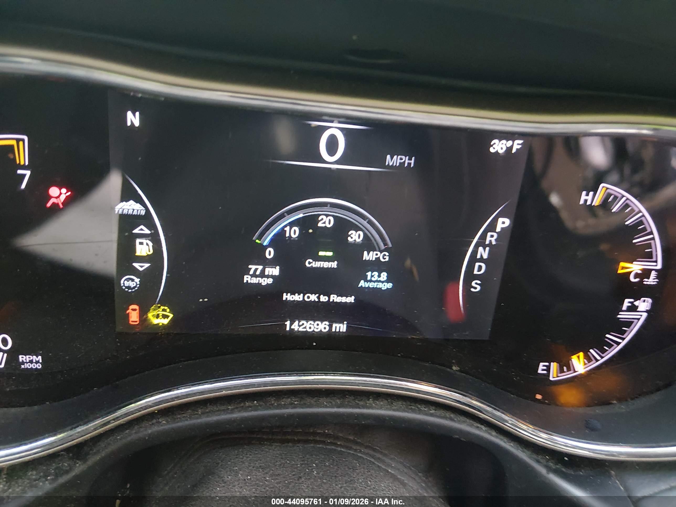 JEEP GRAND image 7
