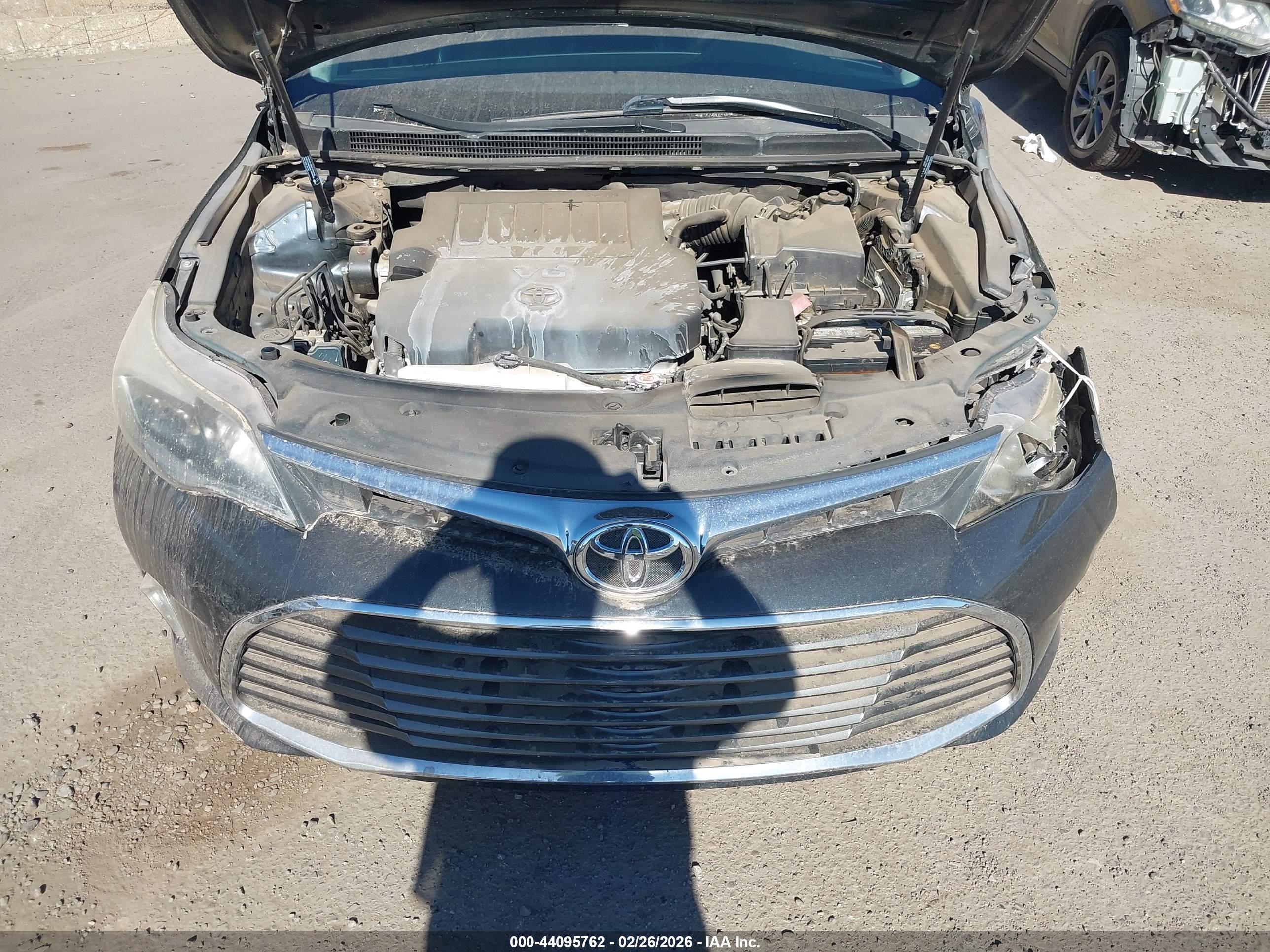 TOYOTA AVALON image 10